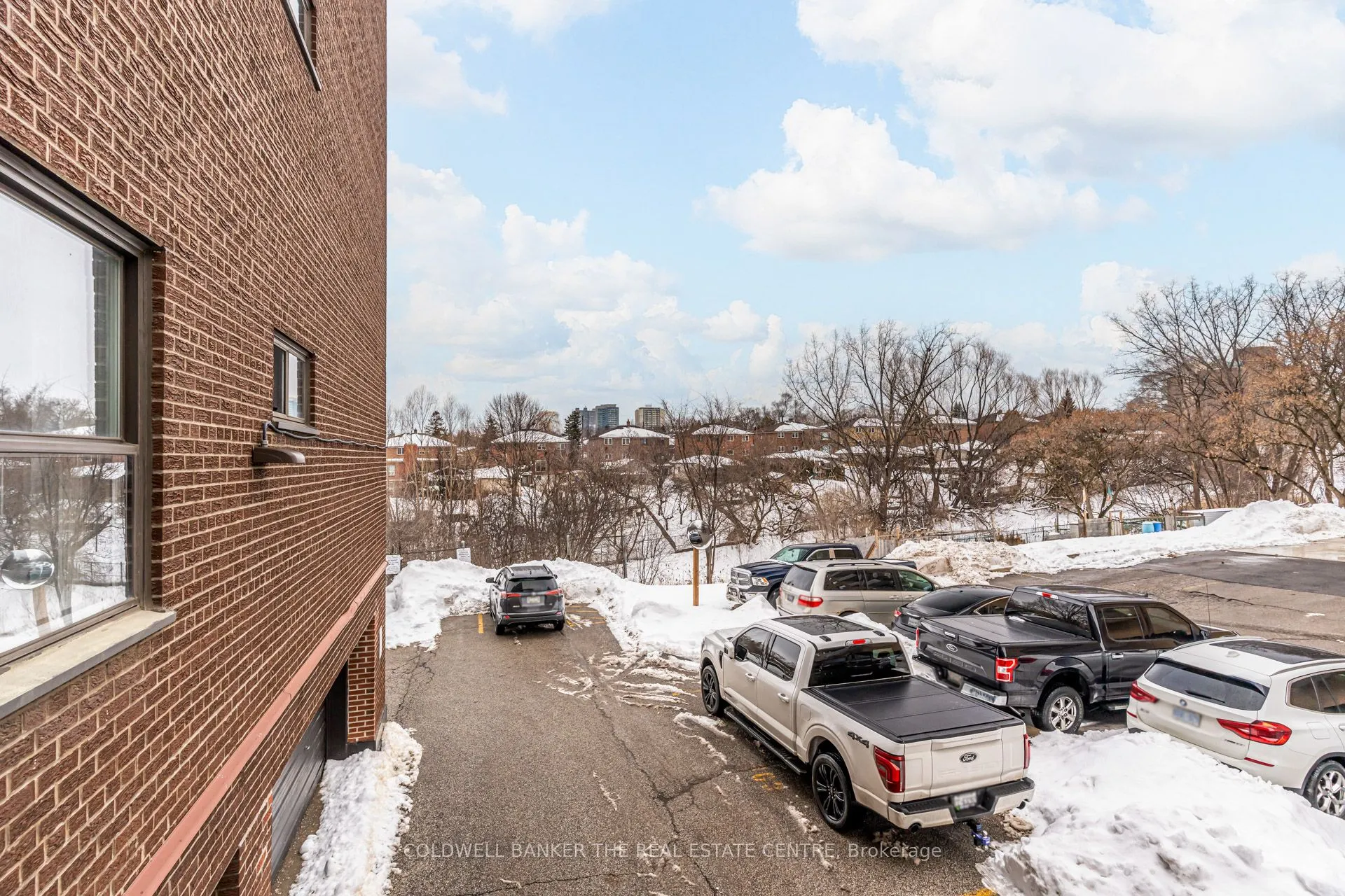 50 Gulliver Road #208