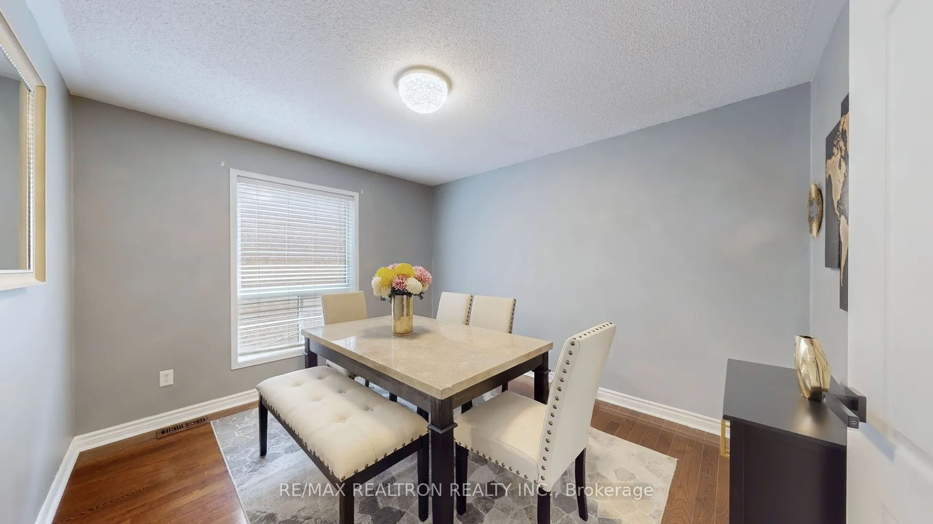 147 Porchlight Road