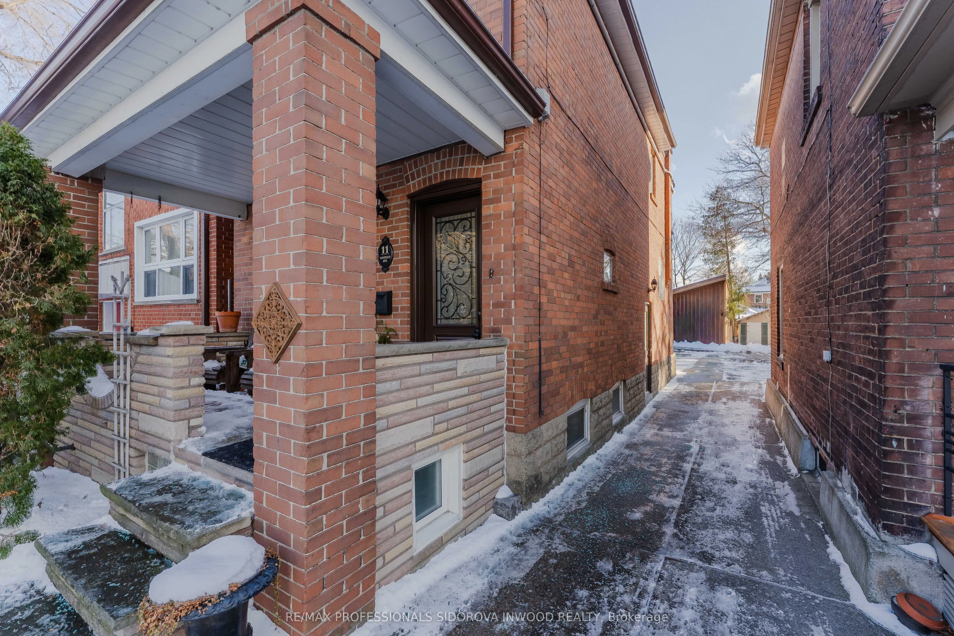 11 Winfield Avenue