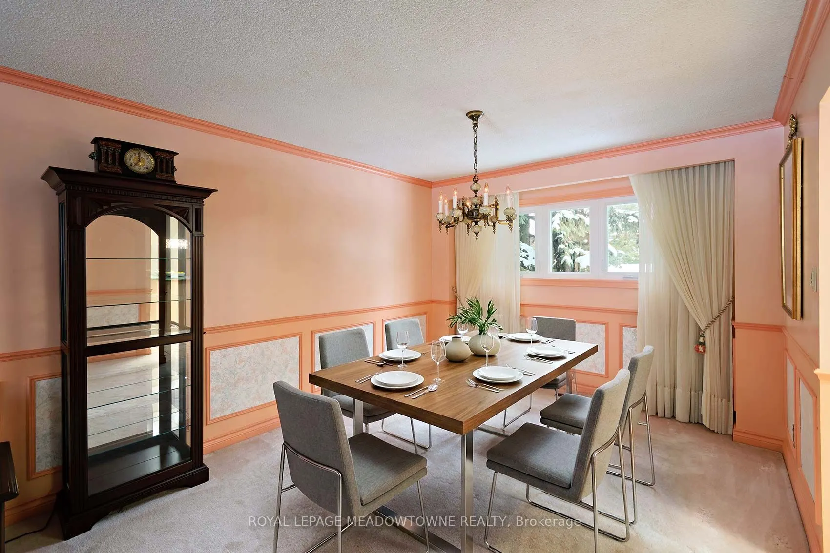 2529 Claymore Crescent