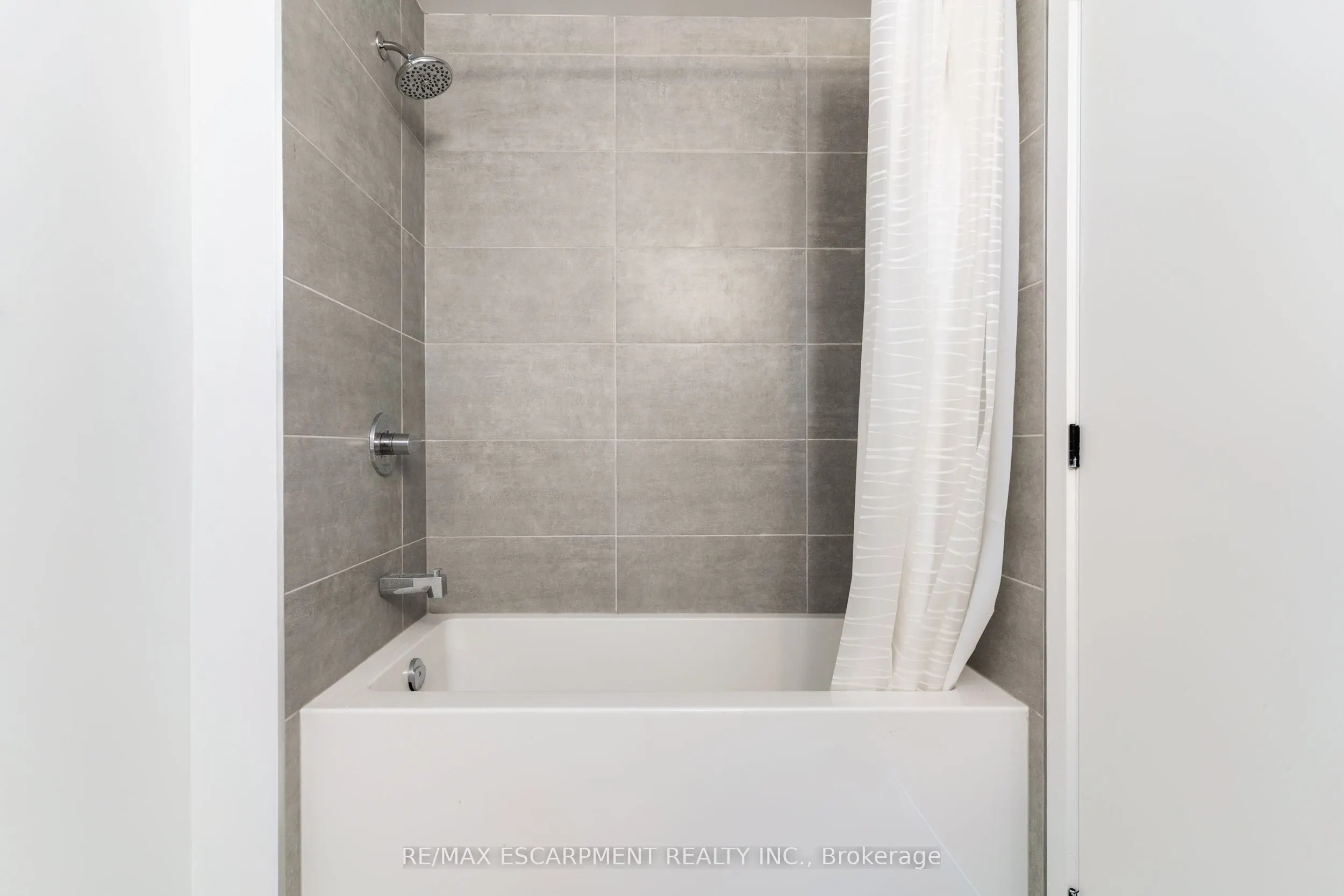 2450 Old Bronte Road #614