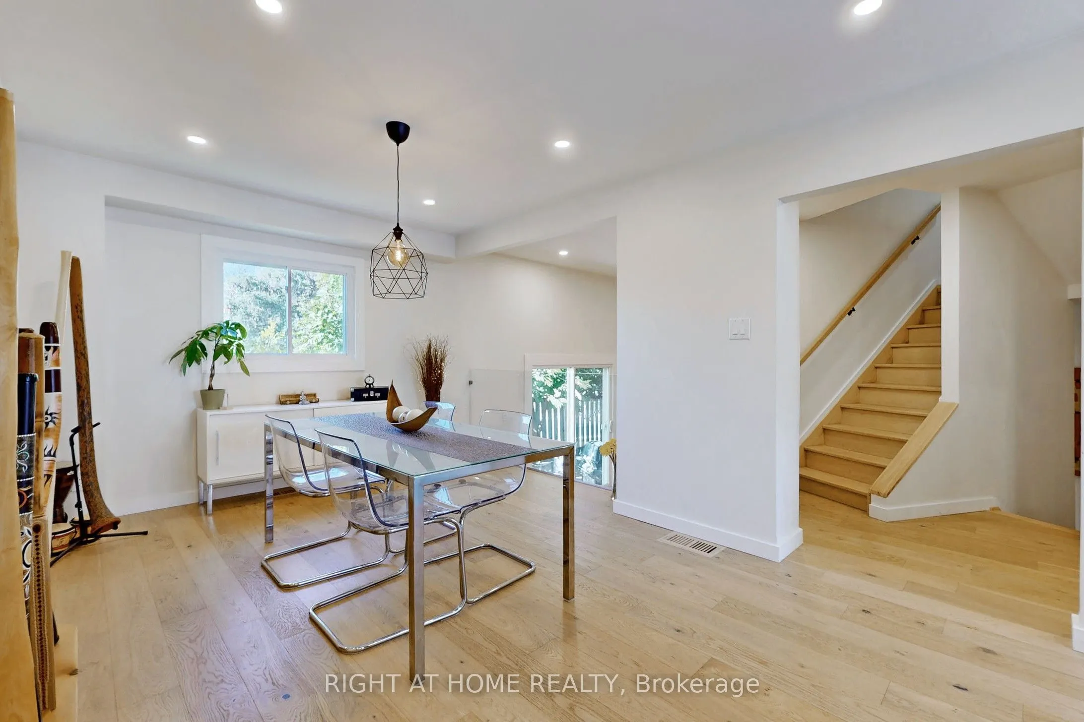 400 Bloor Street #6