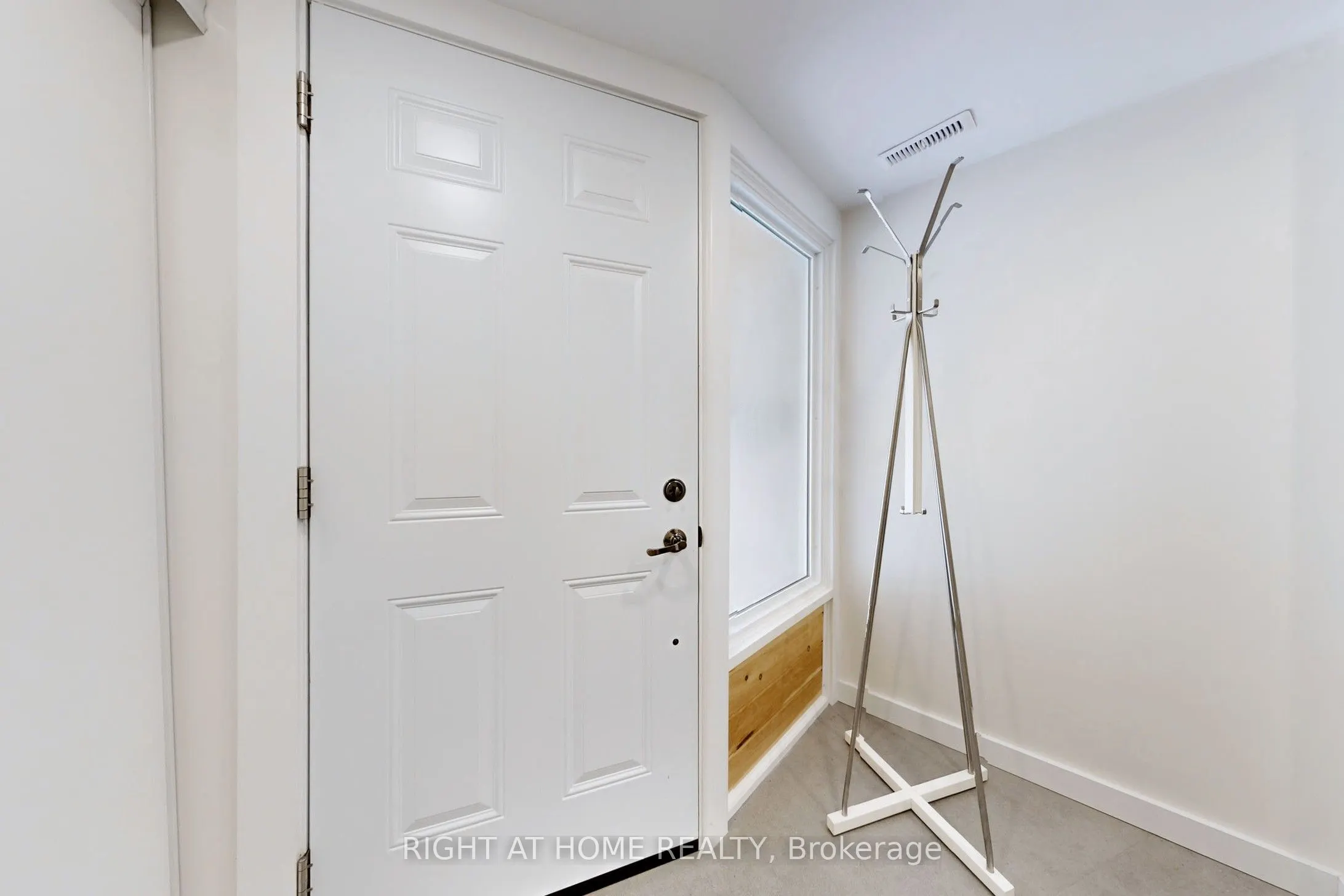 400 Bloor Street #6