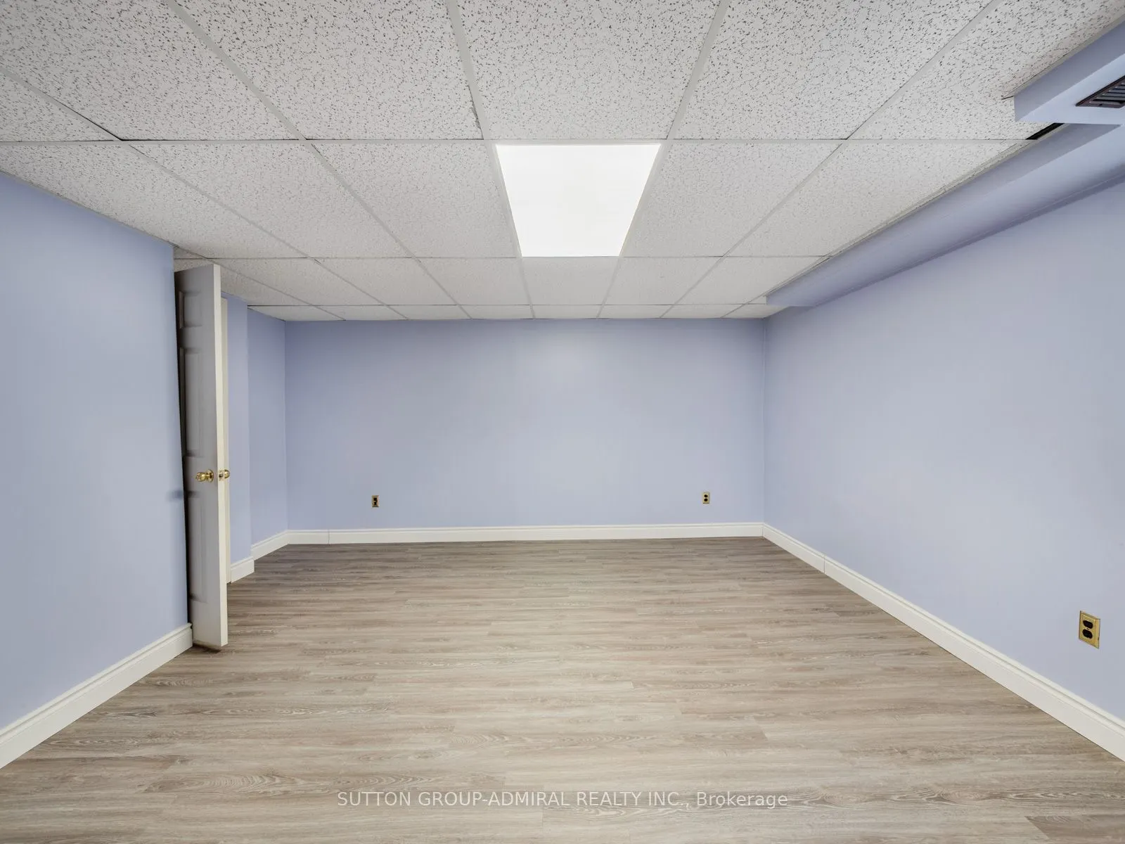 385 The East Mall ##60