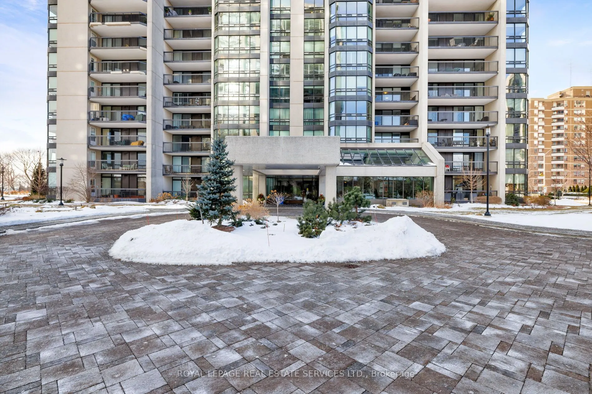 2180 Marine Drive #1401