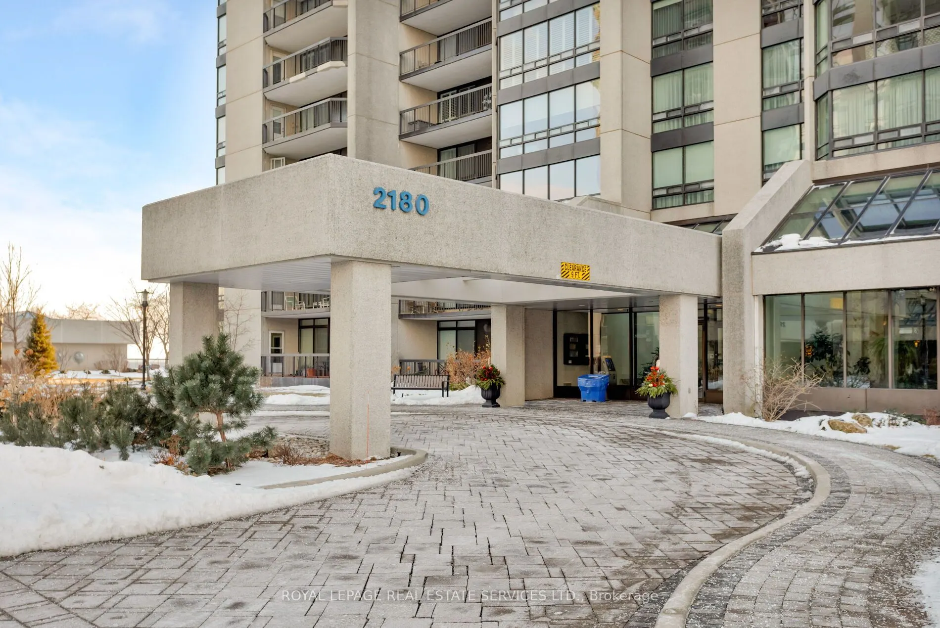 2180 Marine Drive #1401