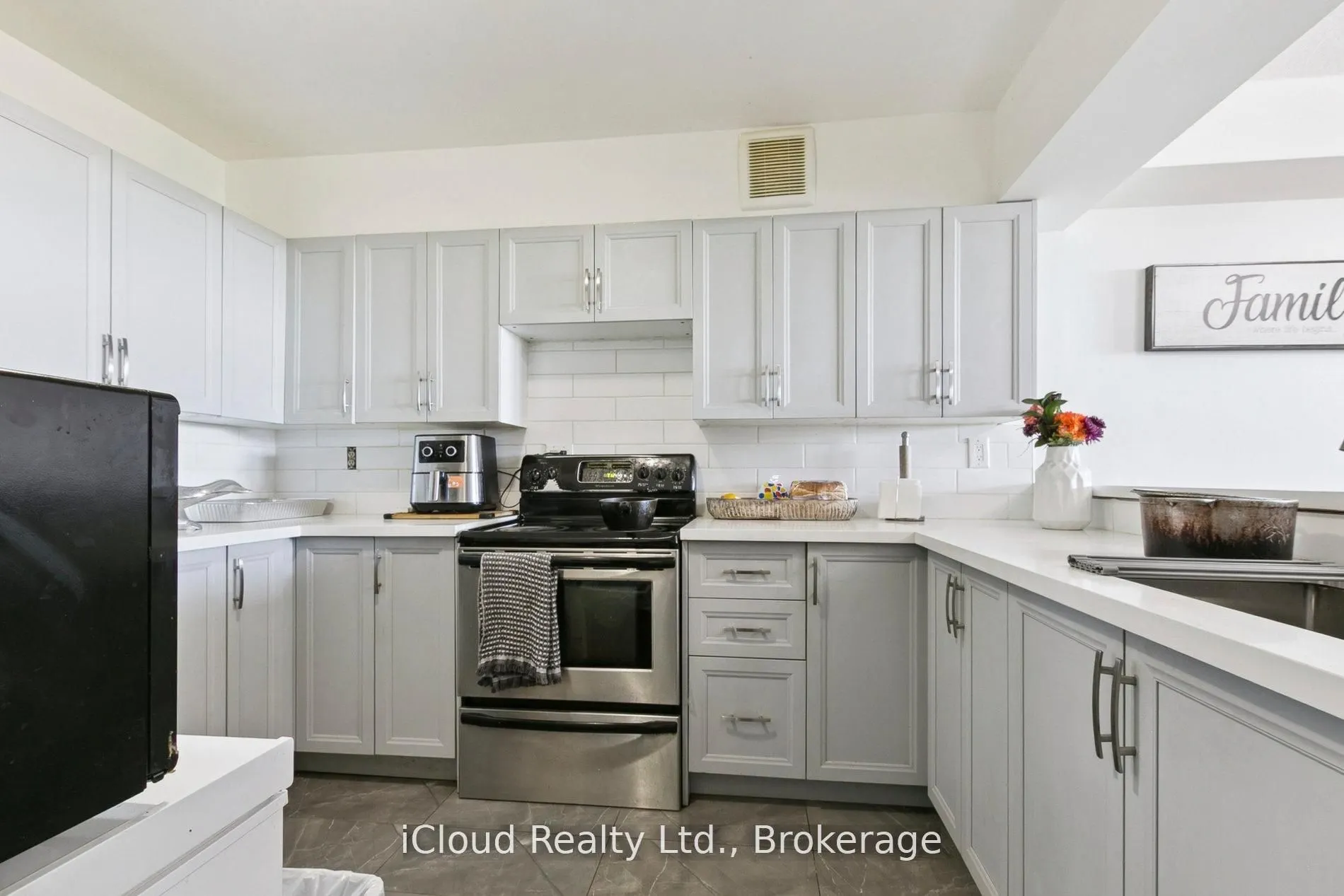 238 Albion Road #1108