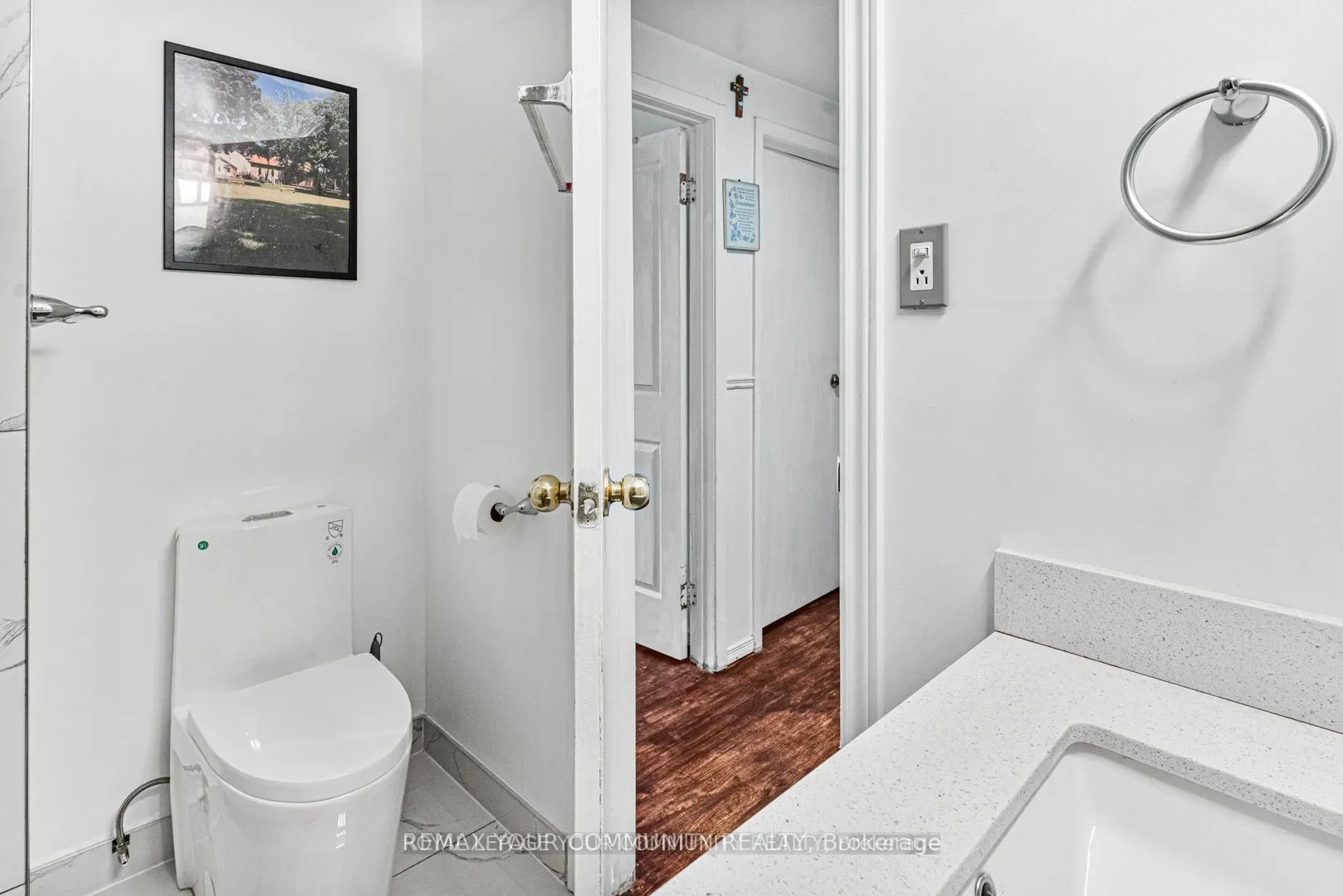 336 Fleetwood Crescent #43