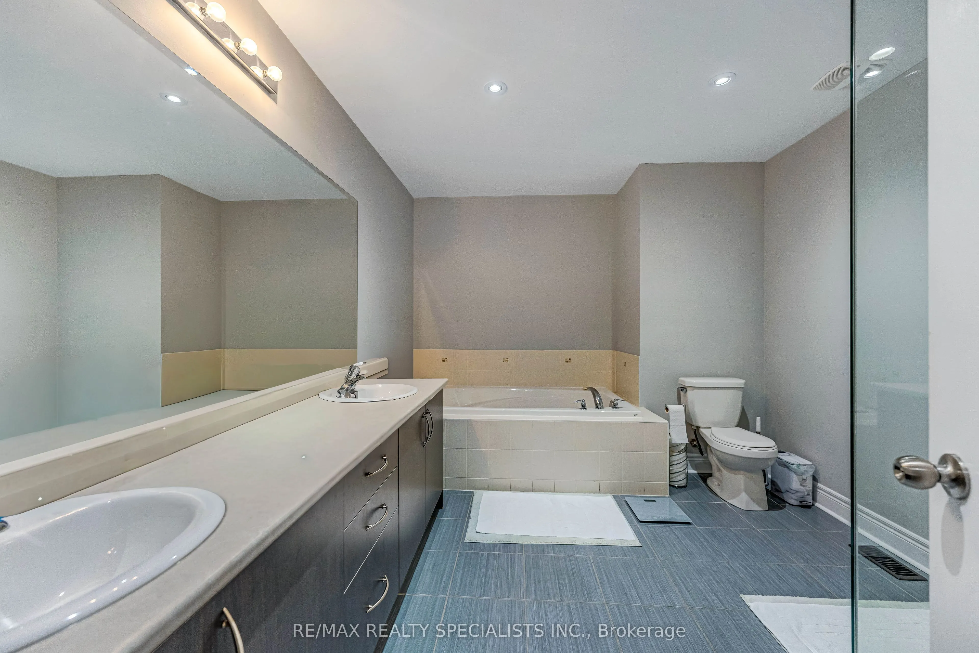 171 Rising Hill Ridge