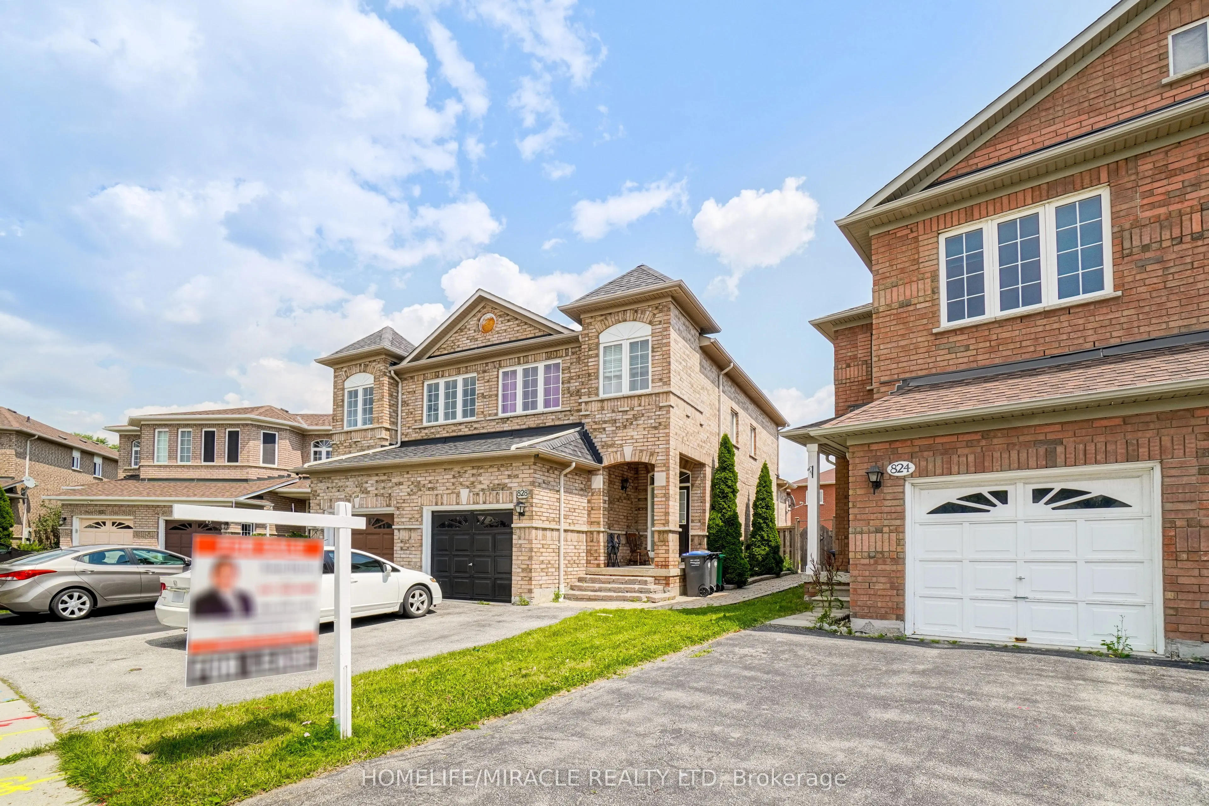 824 Khan Crescent
