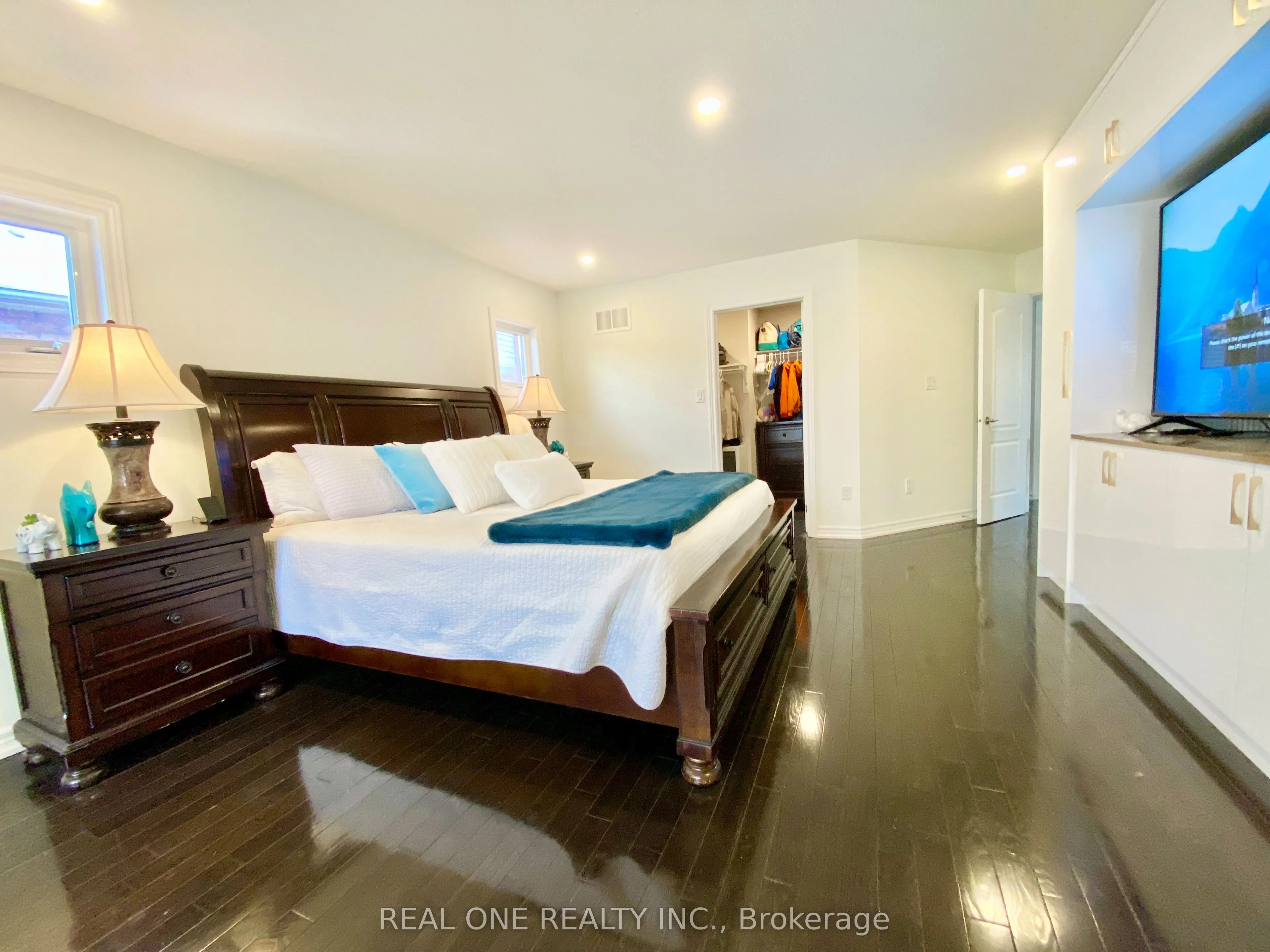 238 Nautical Boulevard