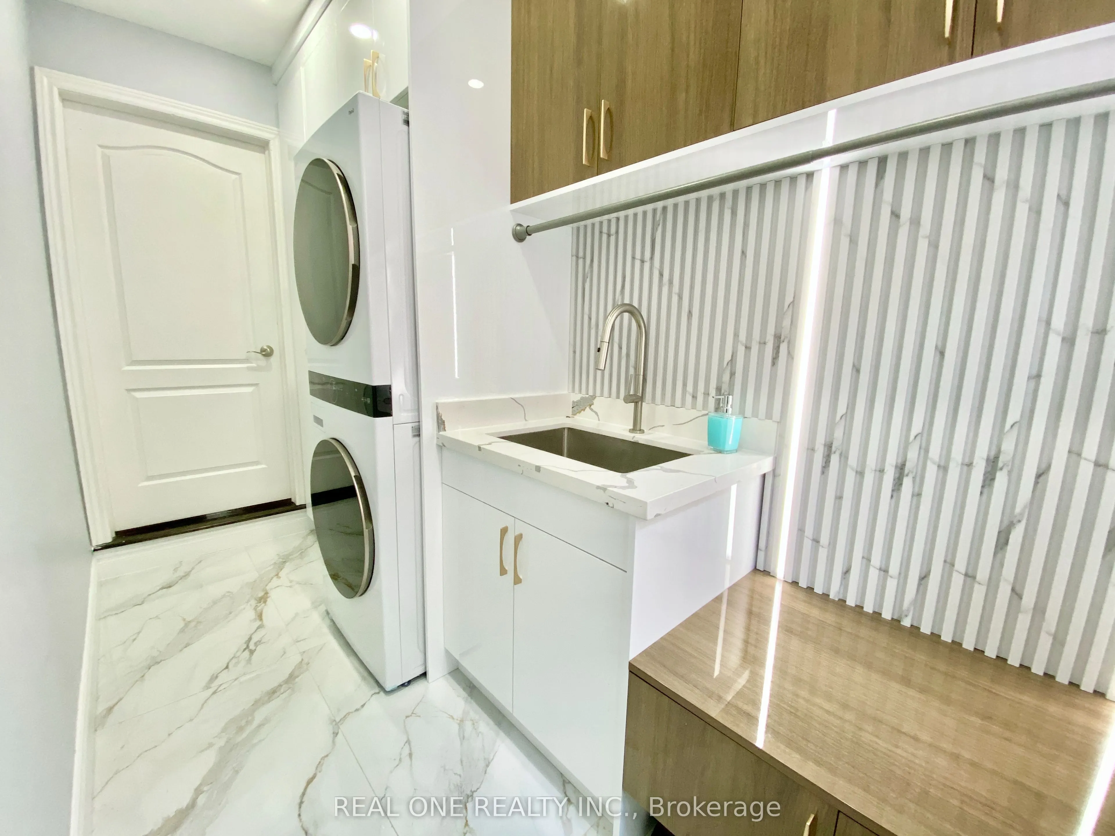 238 Nautical Boulevard