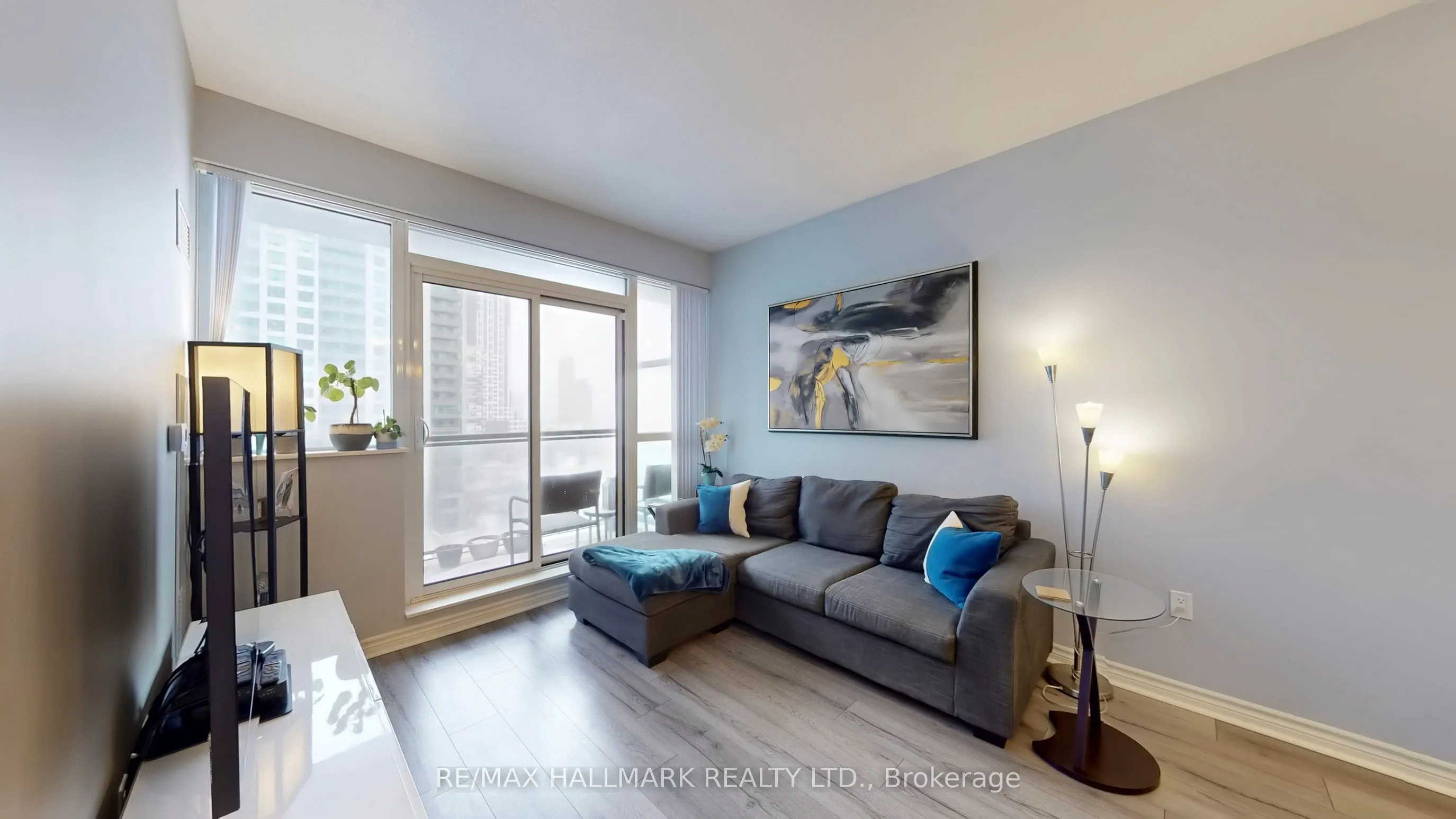 349 Rathburn Road W #910