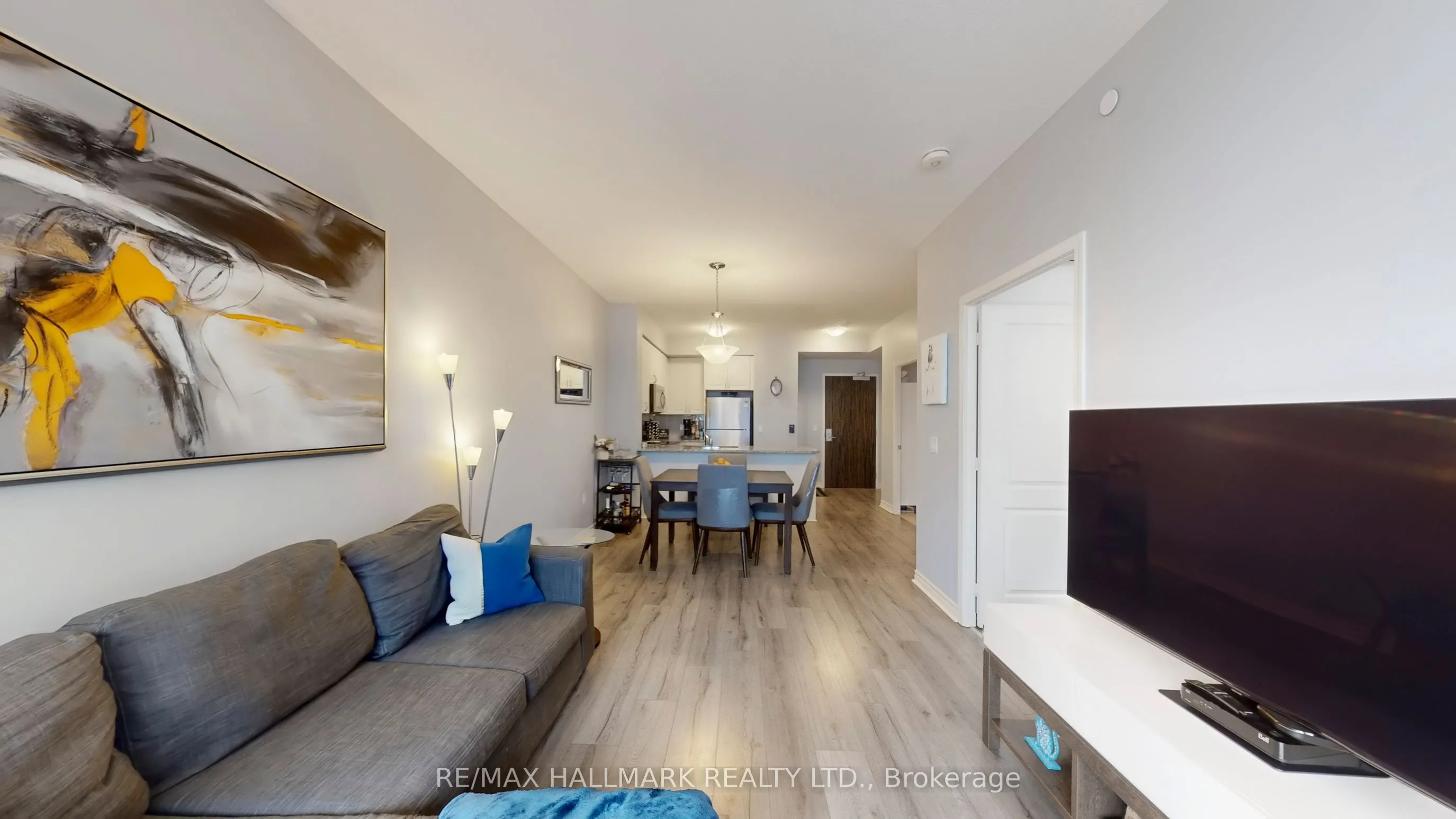 349 Rathburn Road W #910