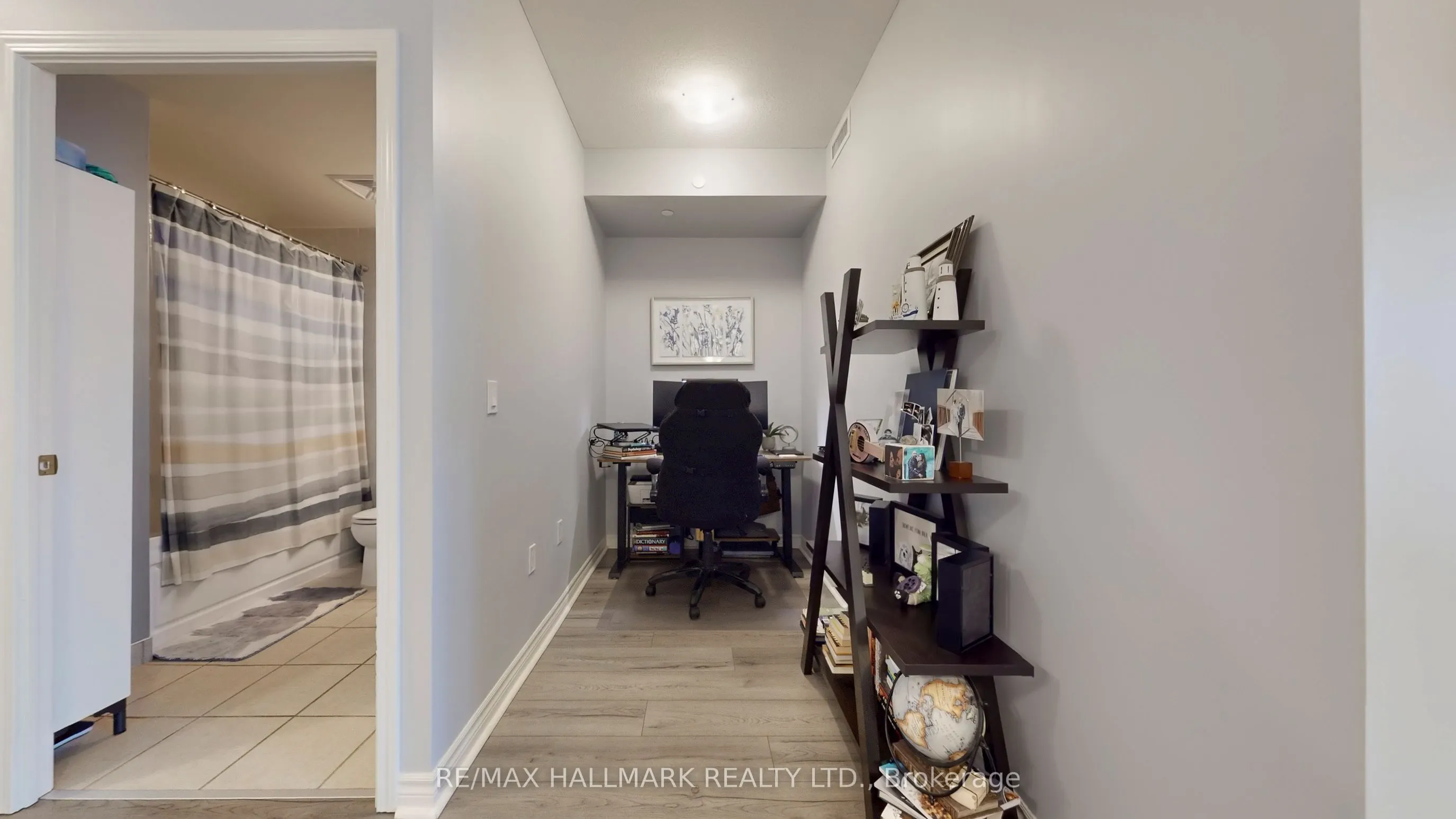 349 Rathburn Road W #910