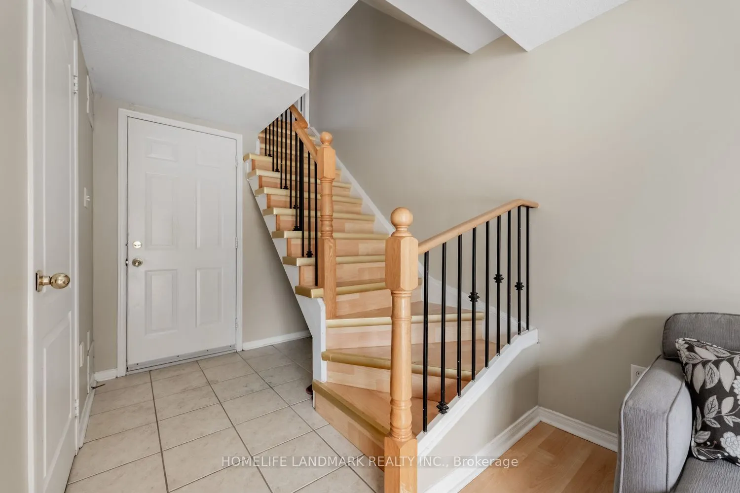 4950 Albina Way #28