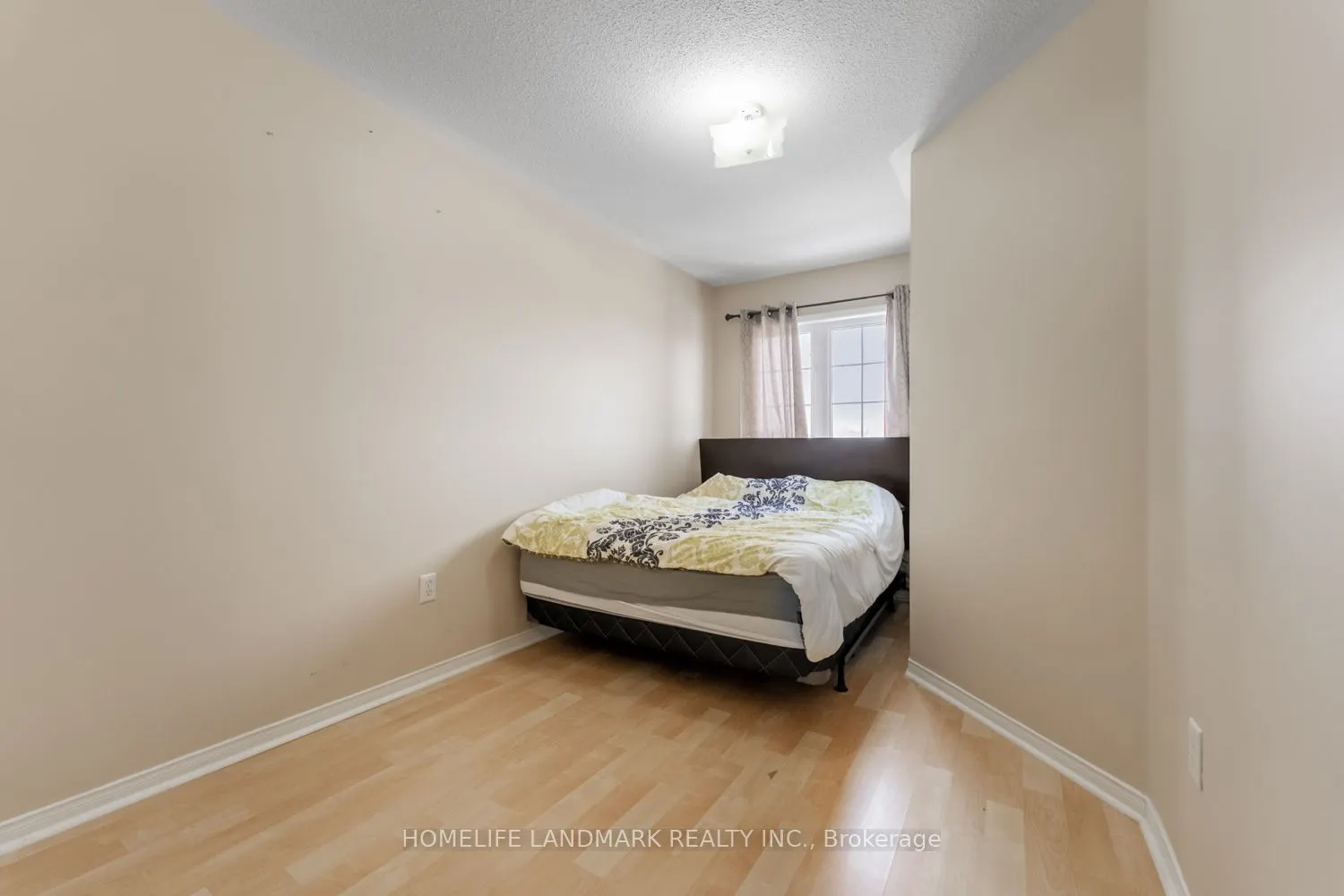 4950 Albina Way #28