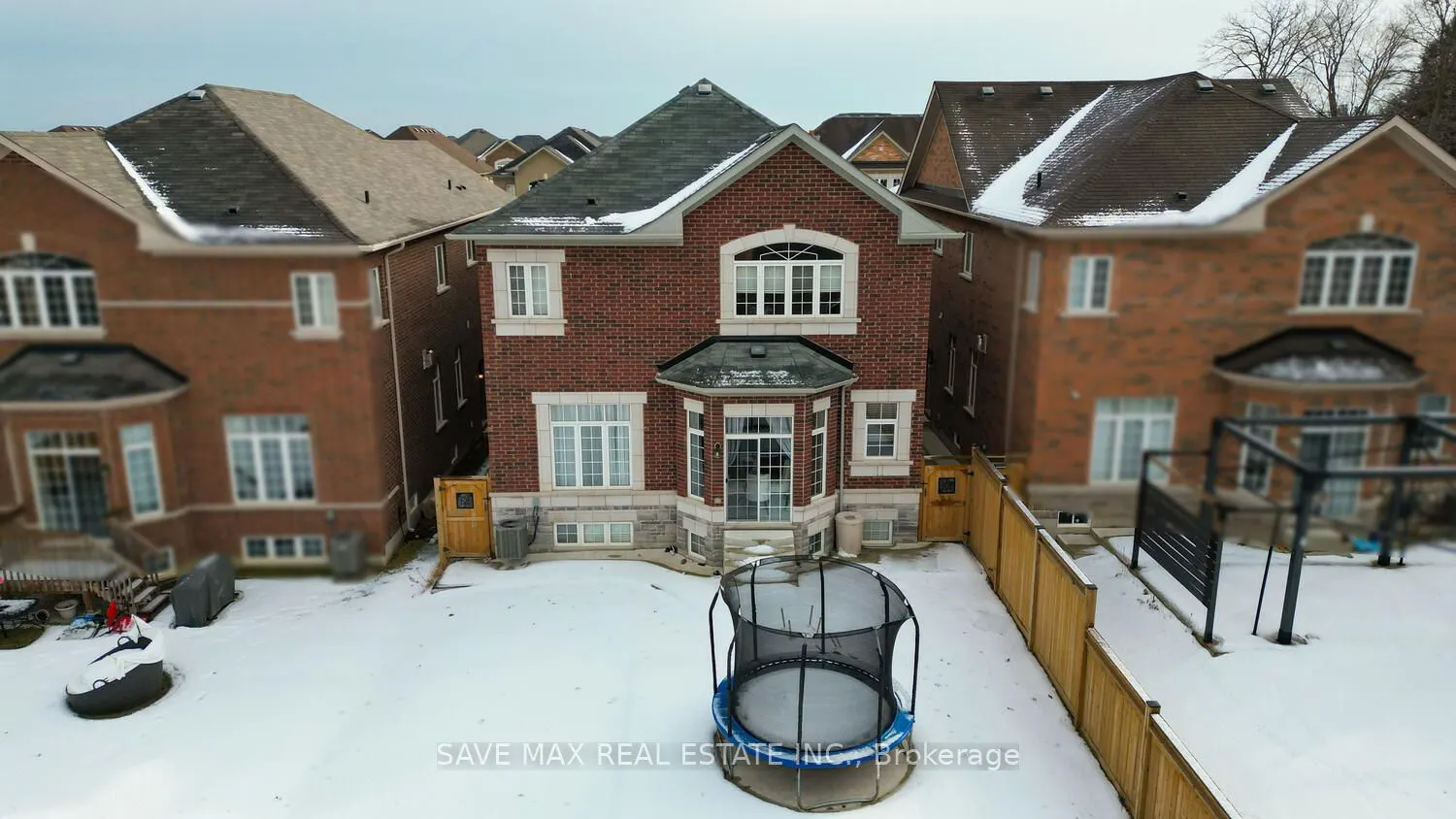 17 Monarch Drive