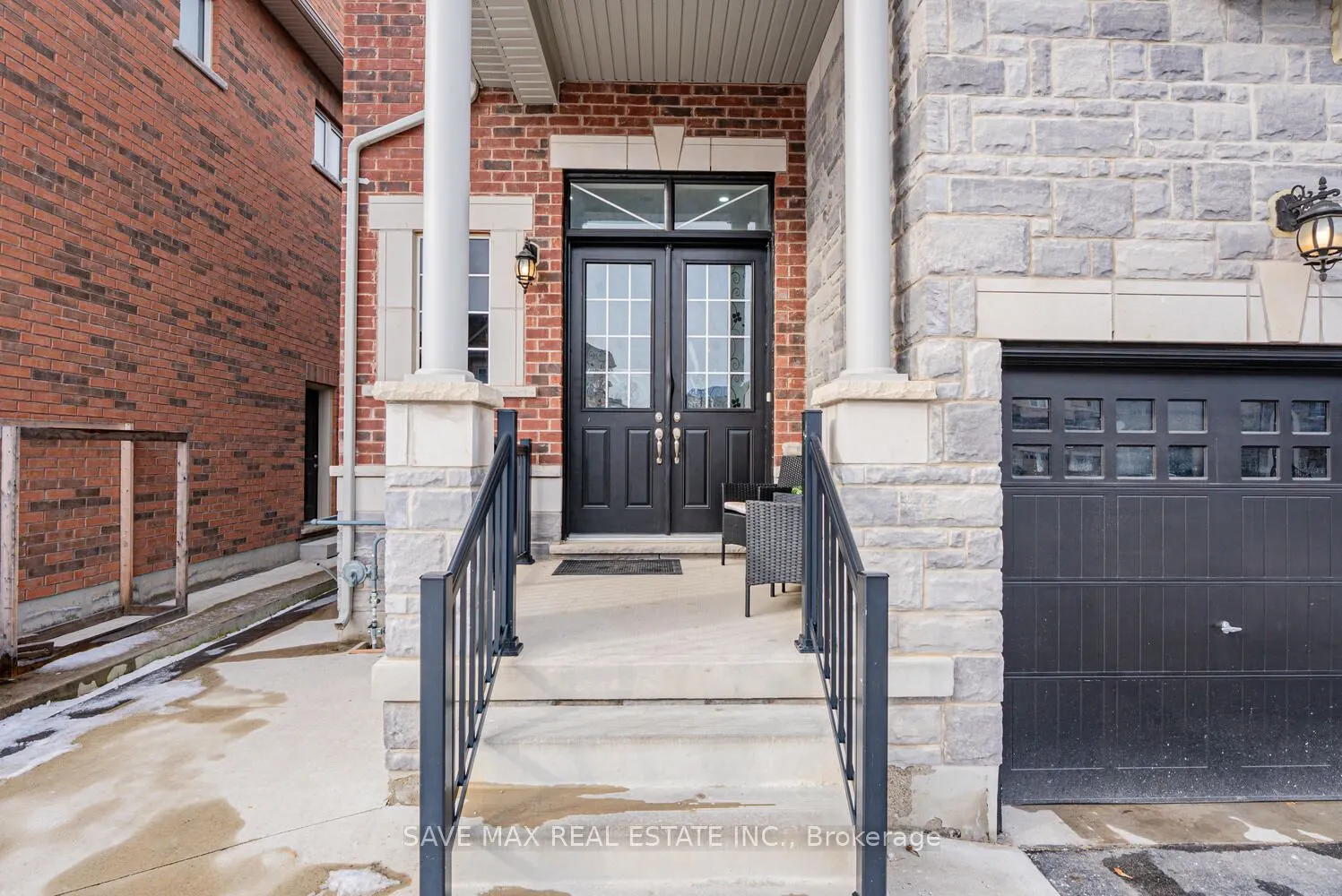 17 Monarch Drive