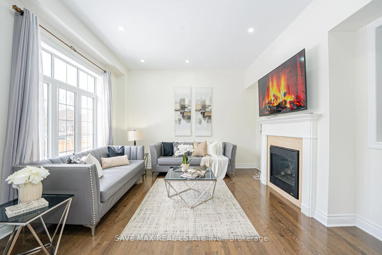 17 Monarch Drive