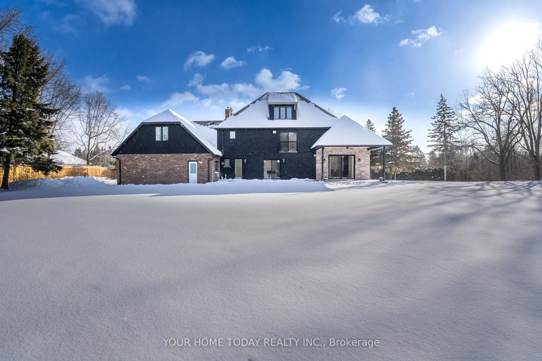 27 Chantelay Crescent