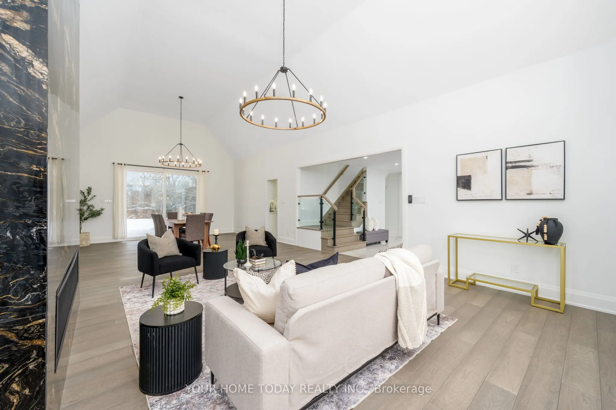 27 Chantelay Crescent