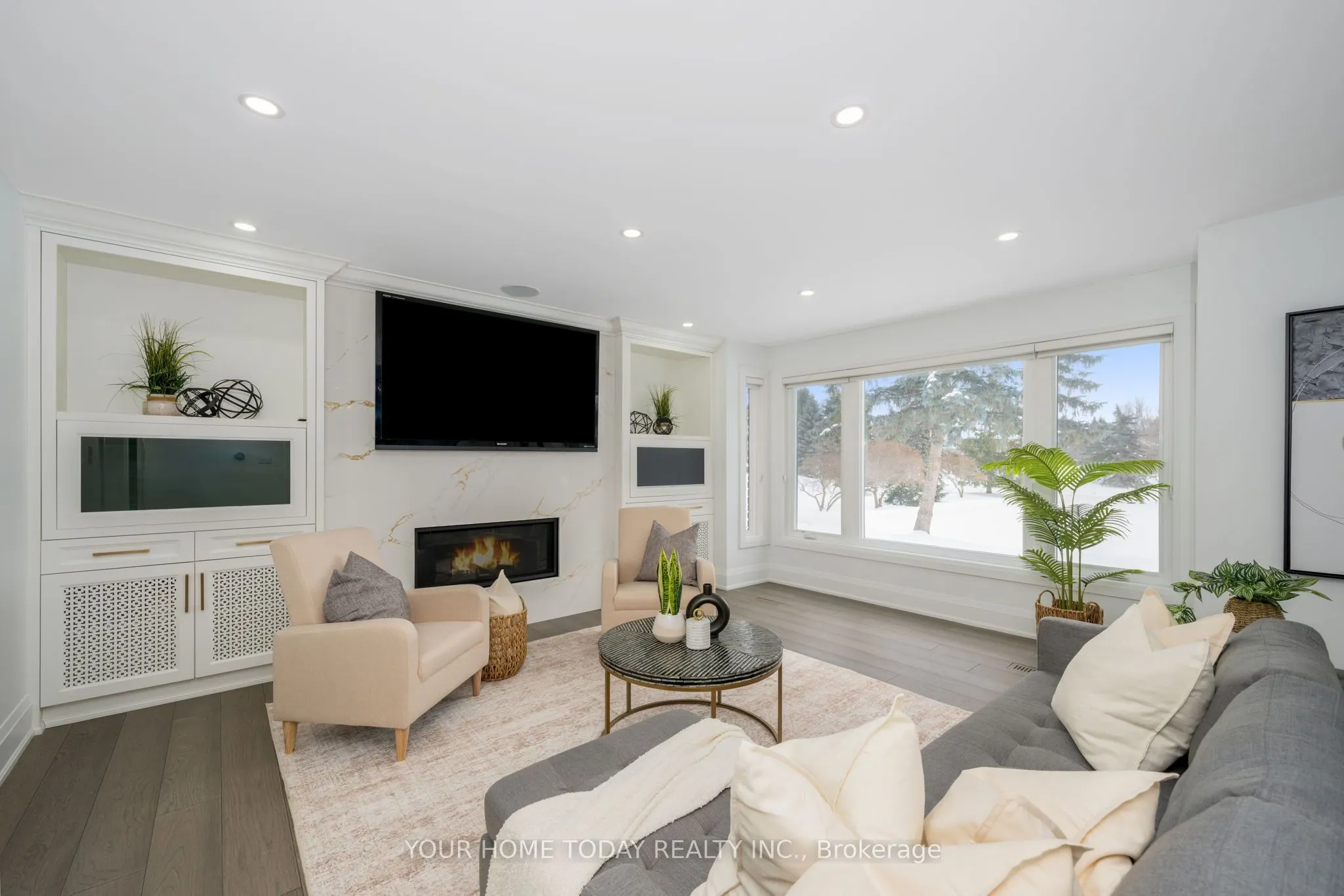 27 Chantelay Crescent