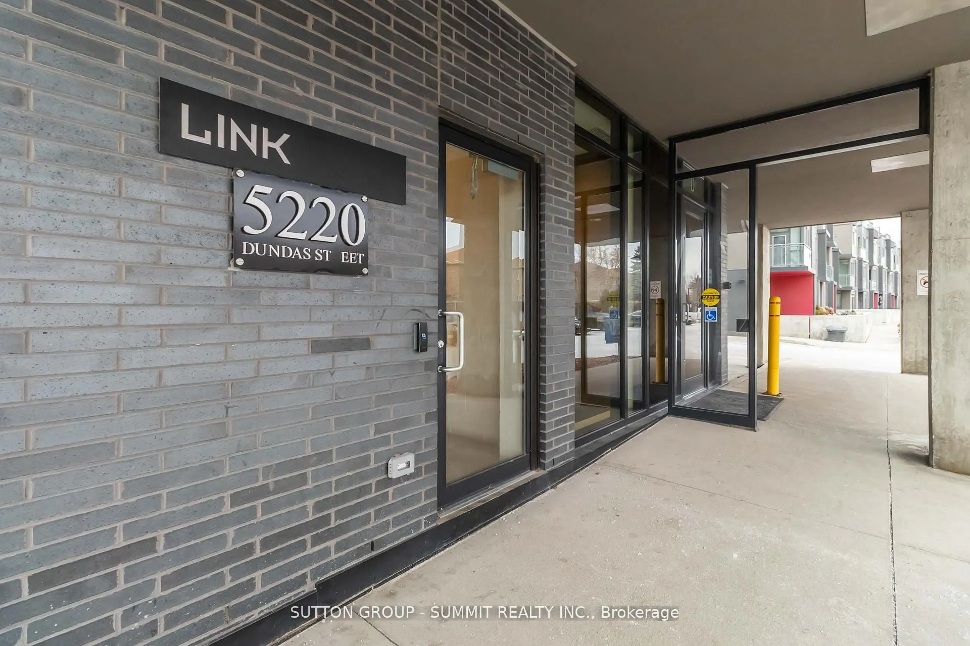 5220 Dundas Street #D422