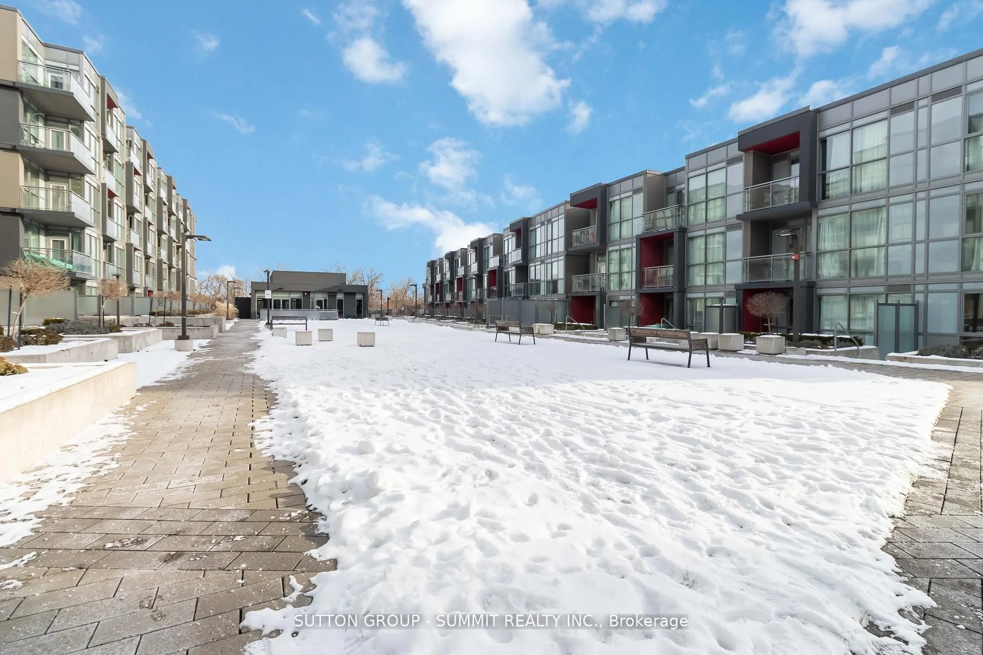 5220 Dundas Street #D422