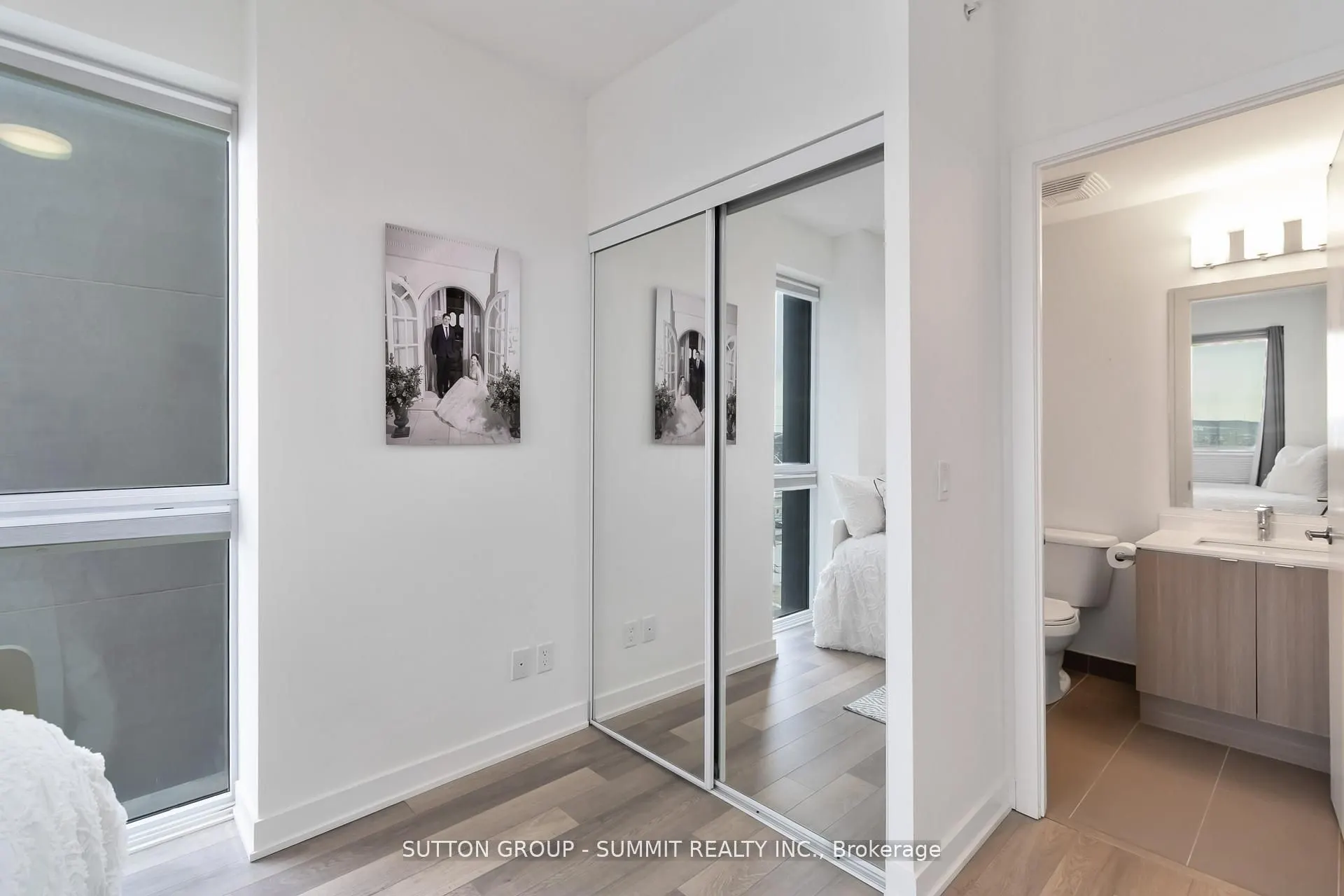 5220 Dundas Street #D422