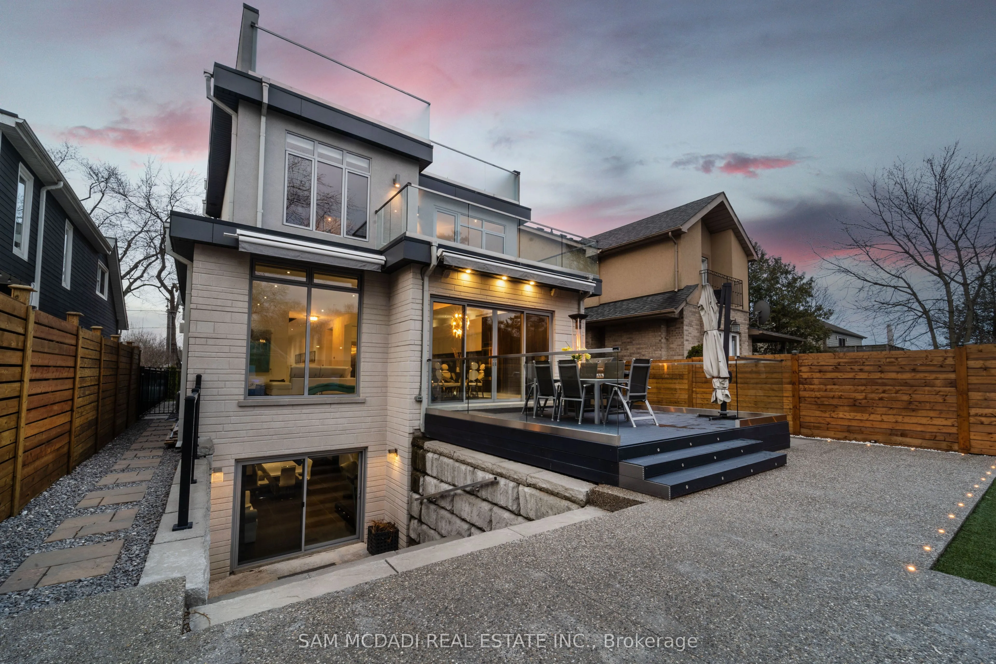 852 Goodwin Road