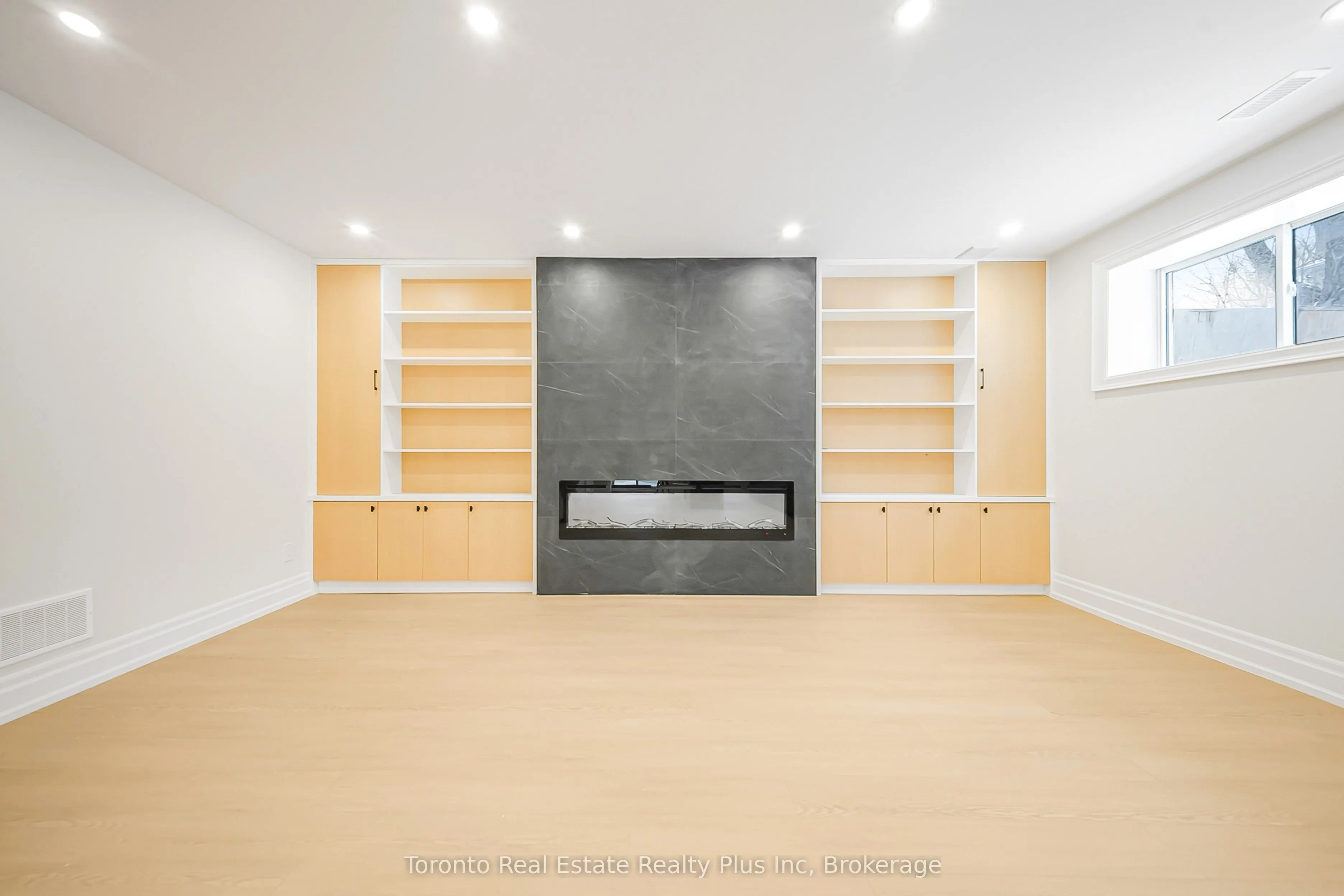 25 Cronin Drive