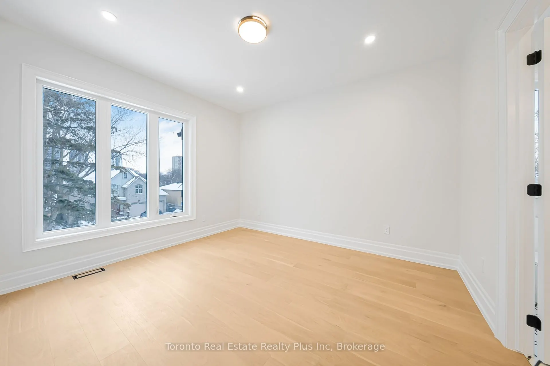 25 Cronin Drive
