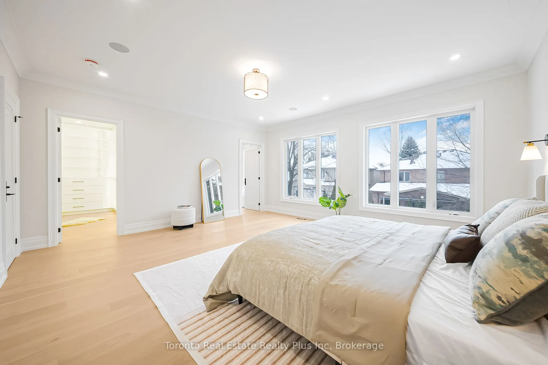 25 Cronin Drive
