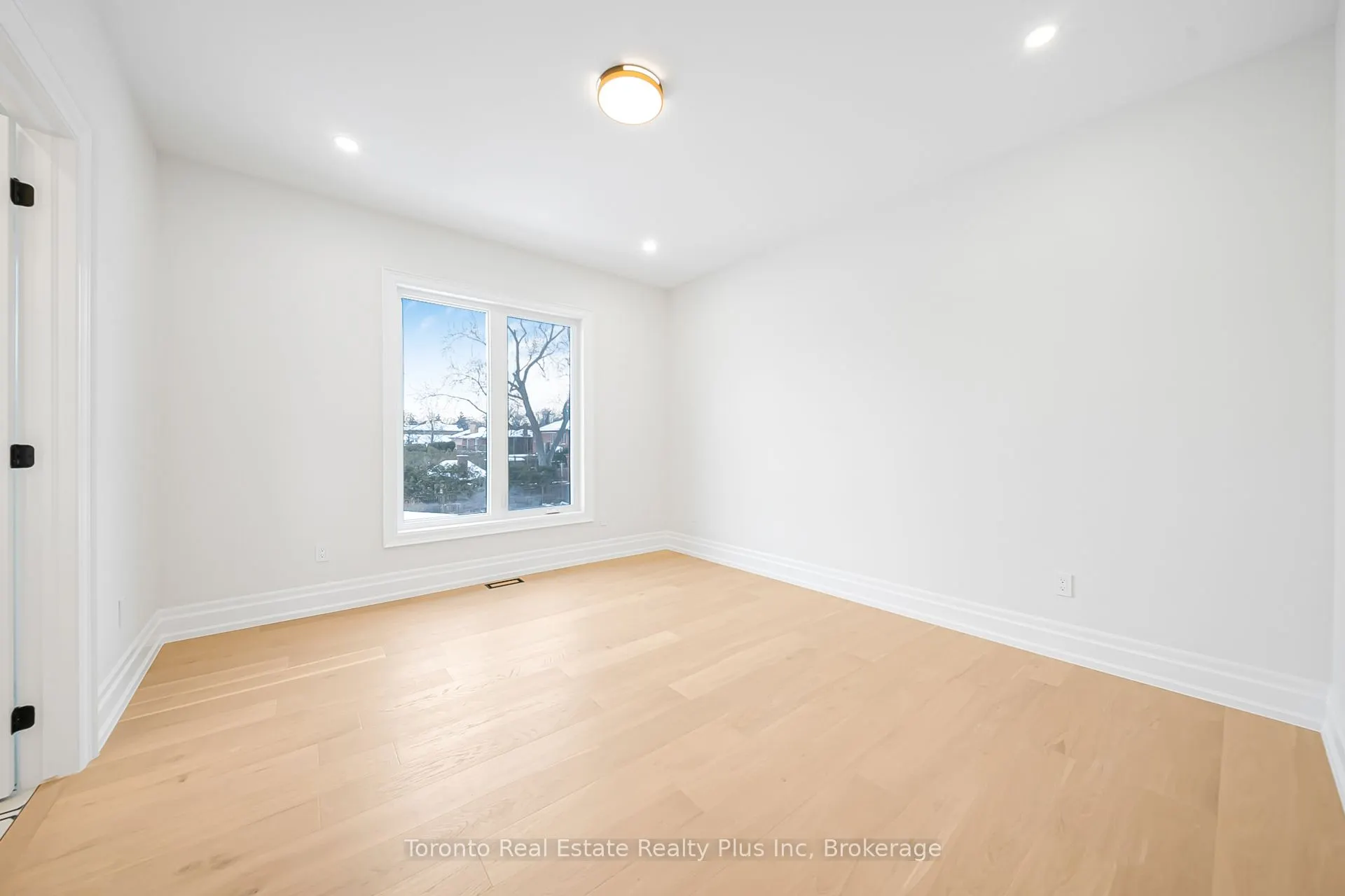 25 Cronin Drive