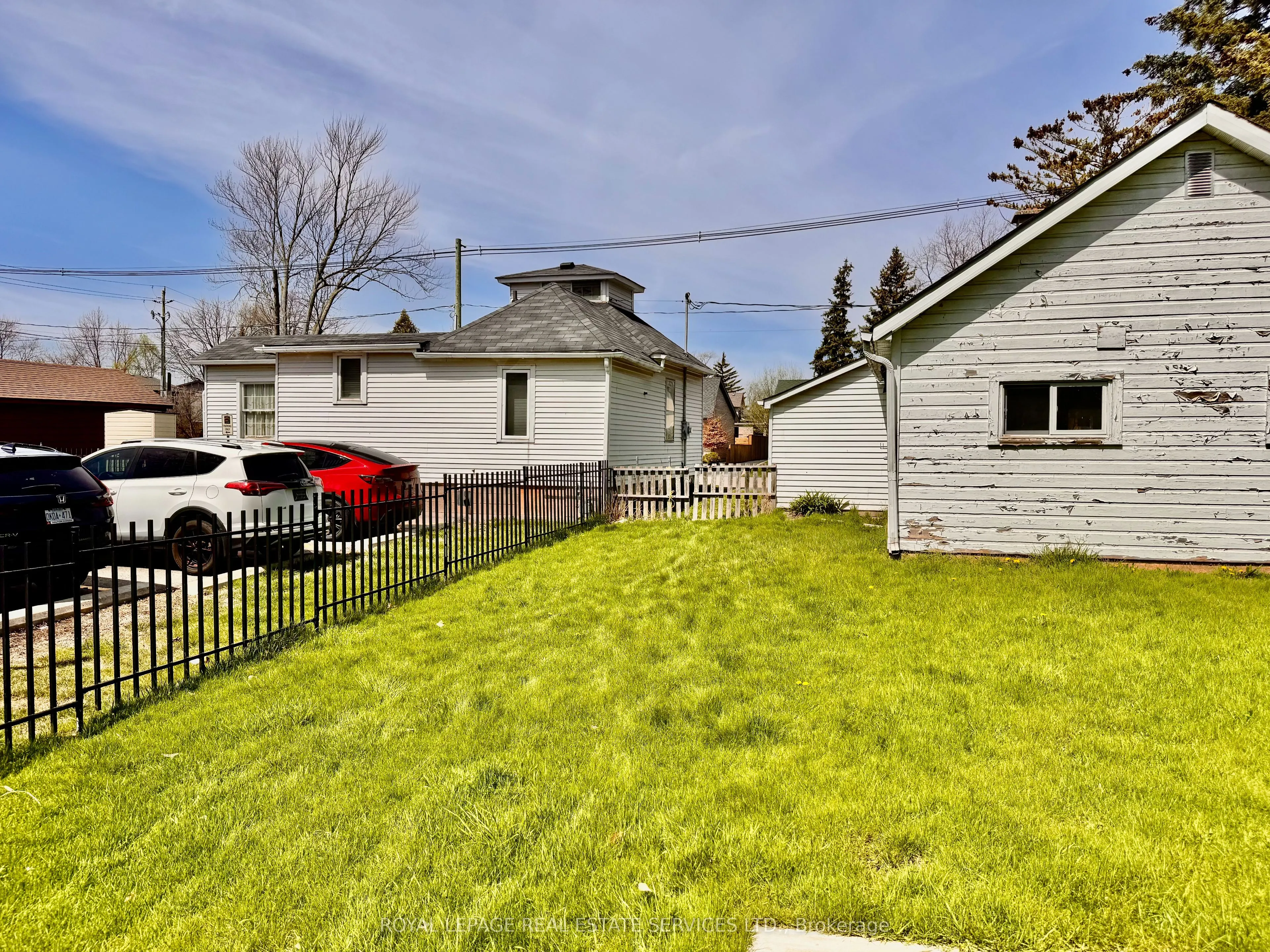 2386 Sovereign Street