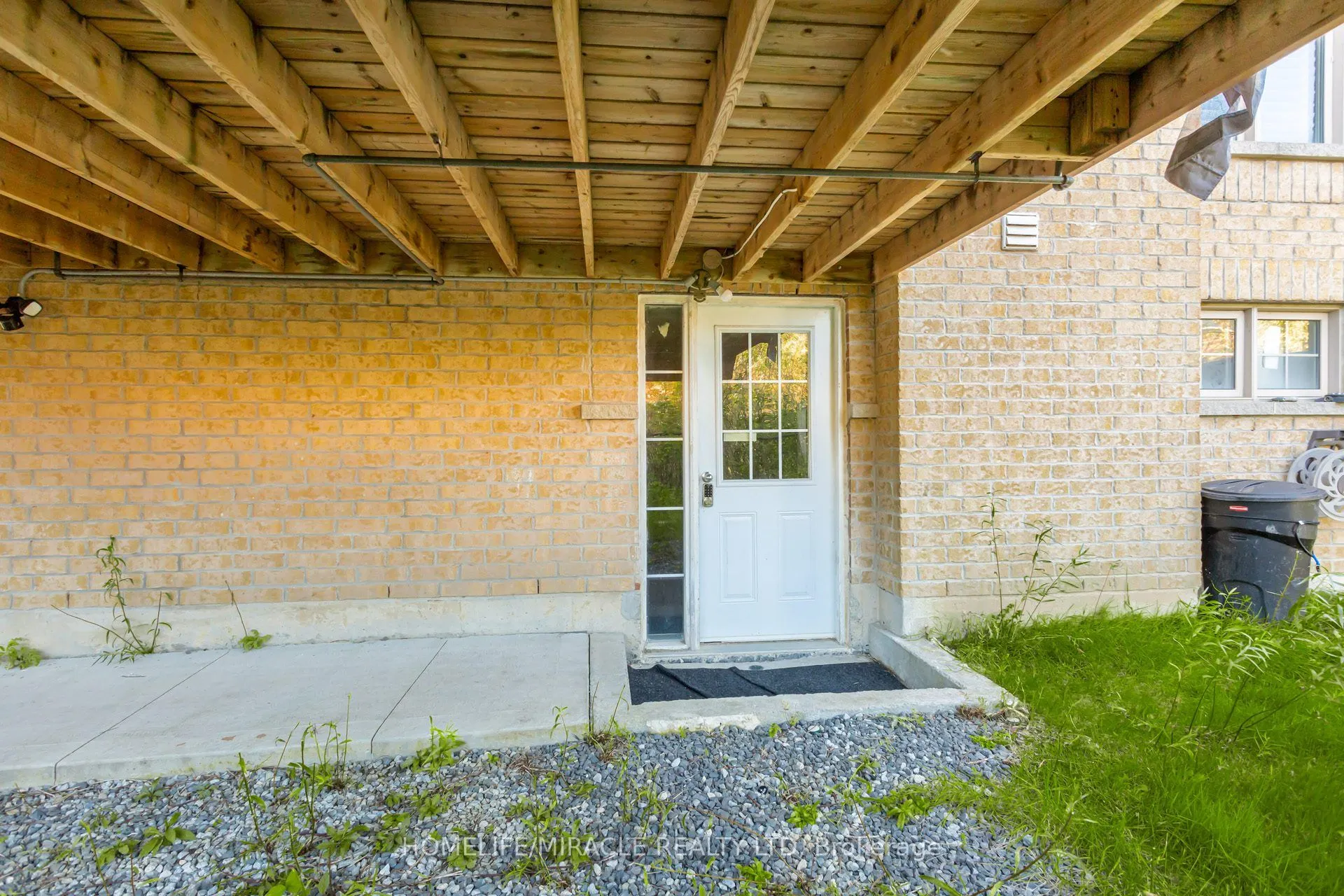 452 Nairn Circle