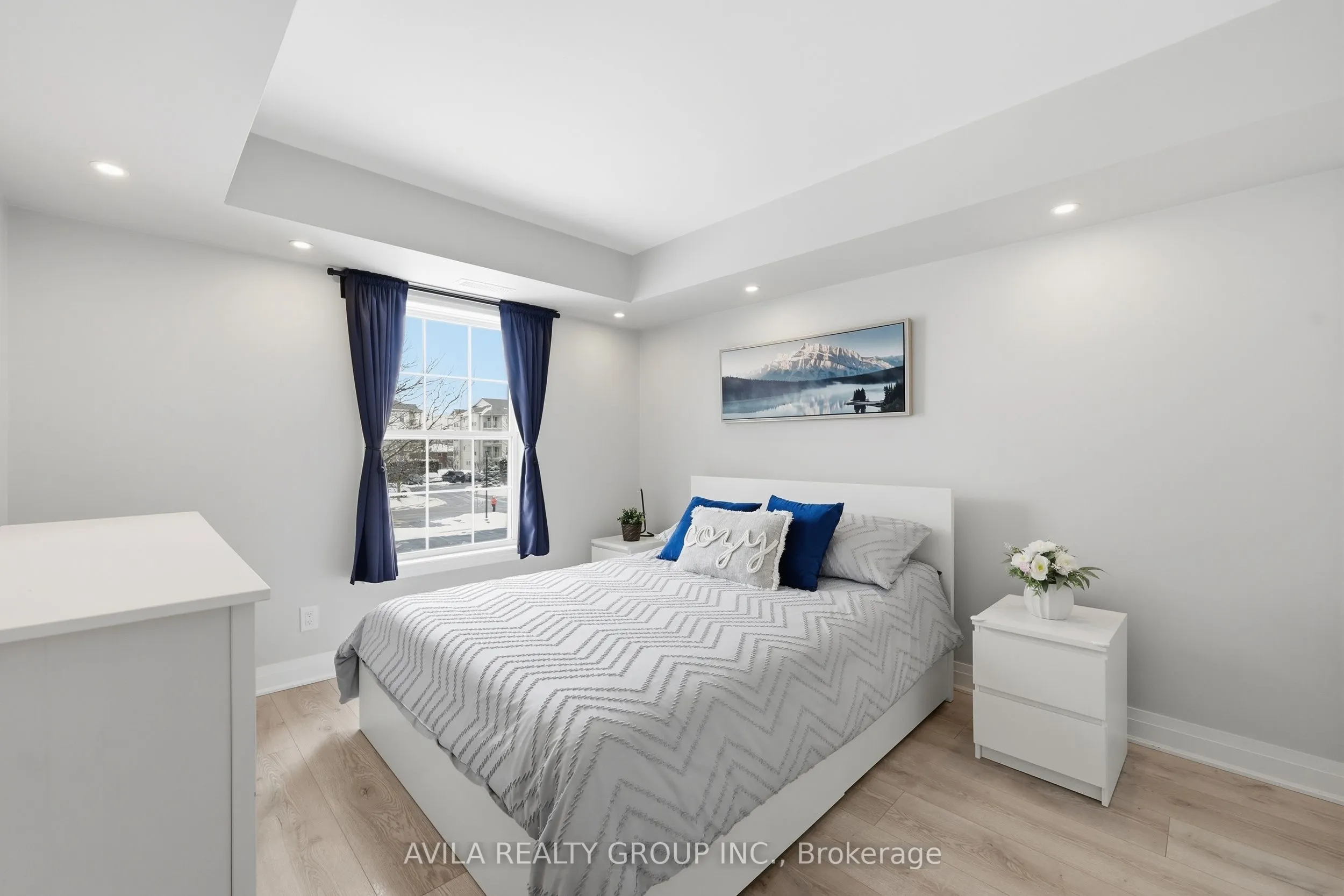 1460 Bishops Gate #203