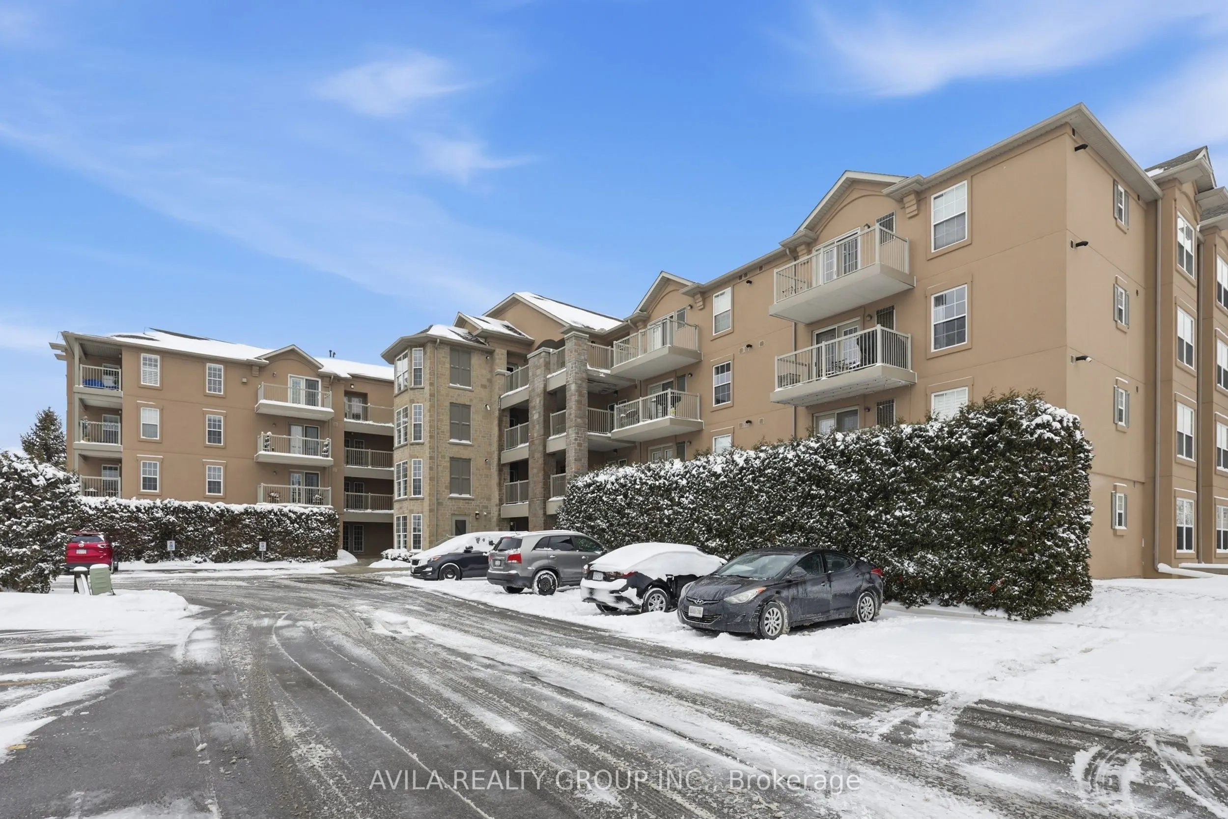 1460 Bishops Gate #203