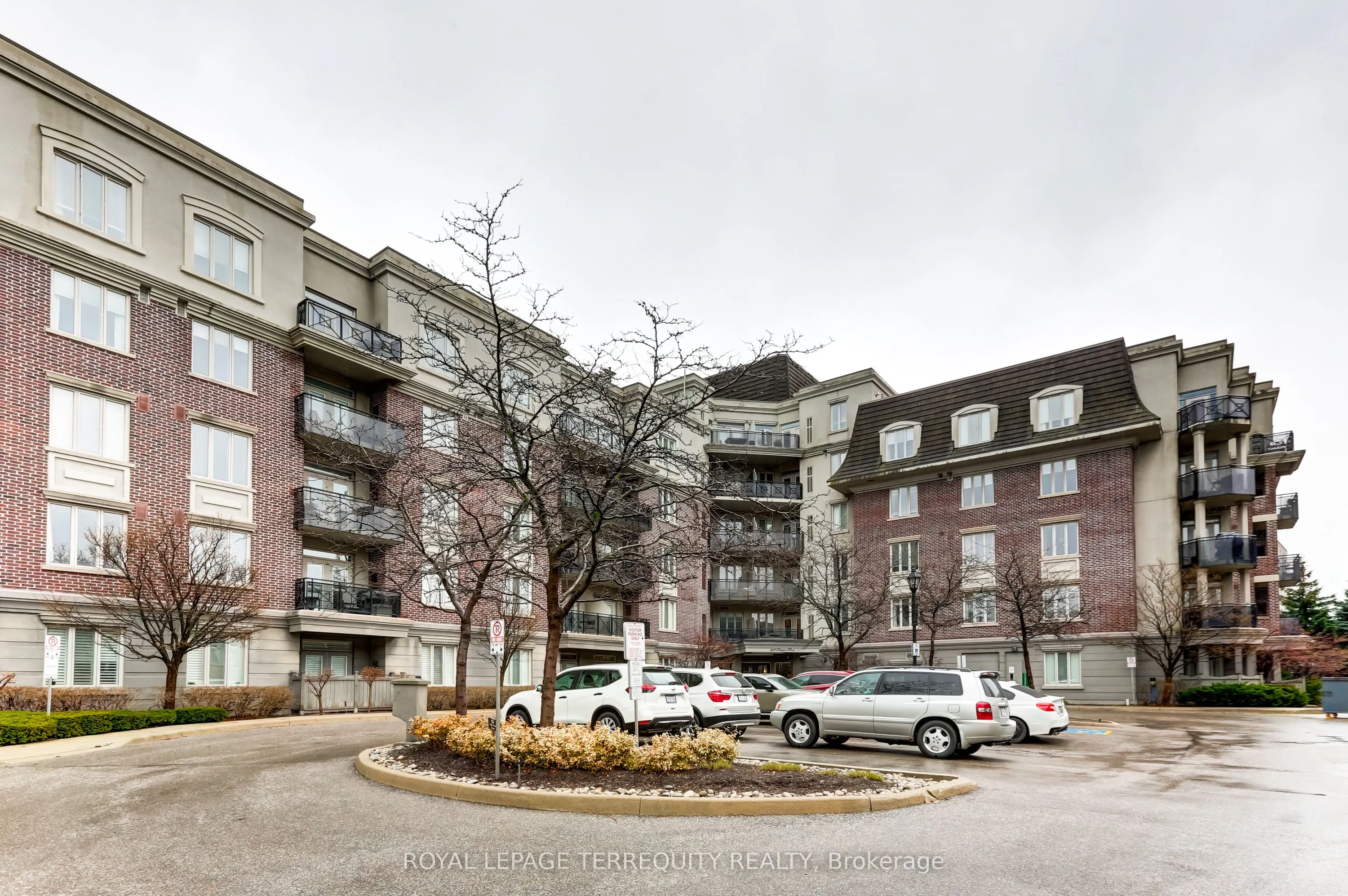 245 Dalesford Road #422