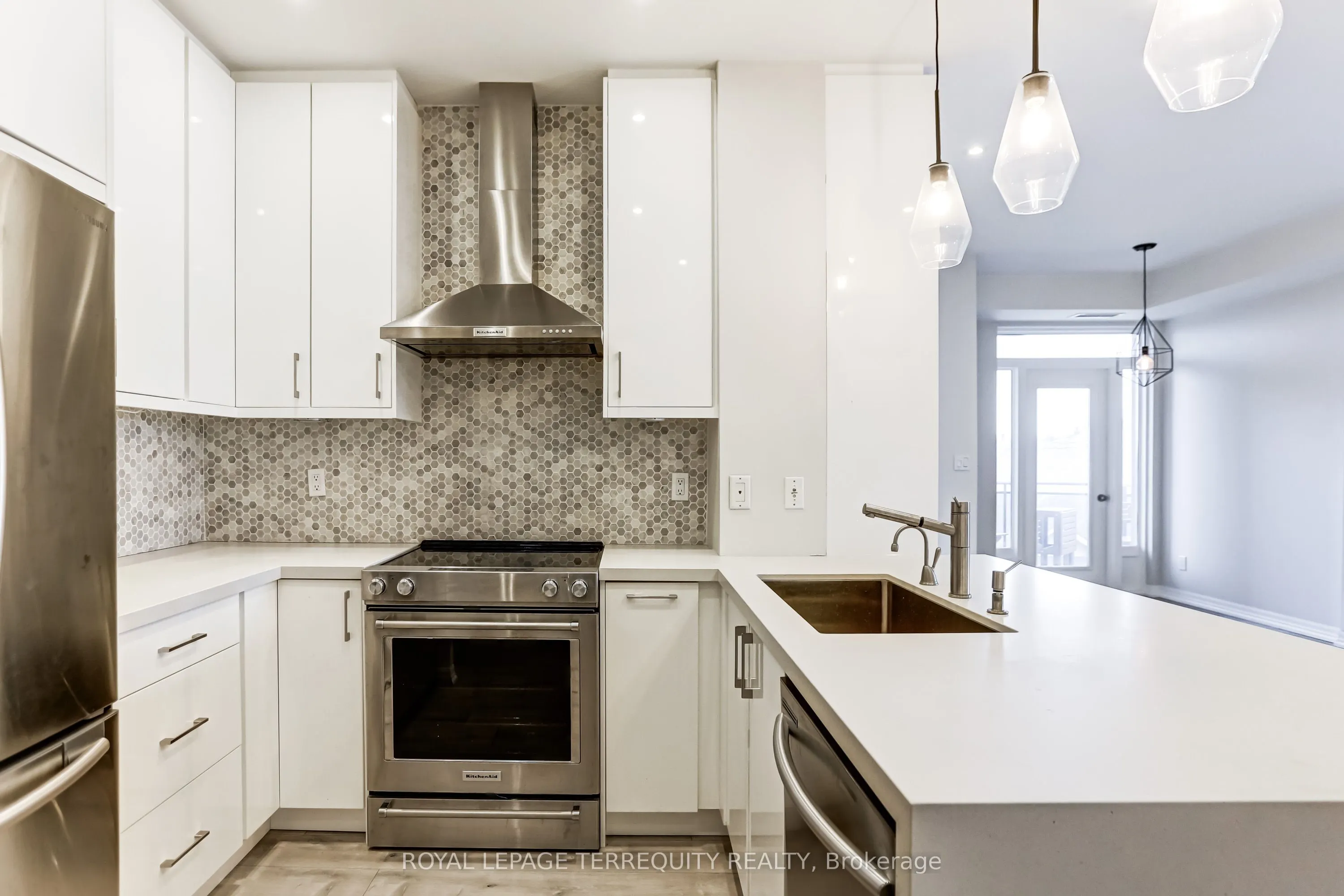 245 Dalesford Road #422