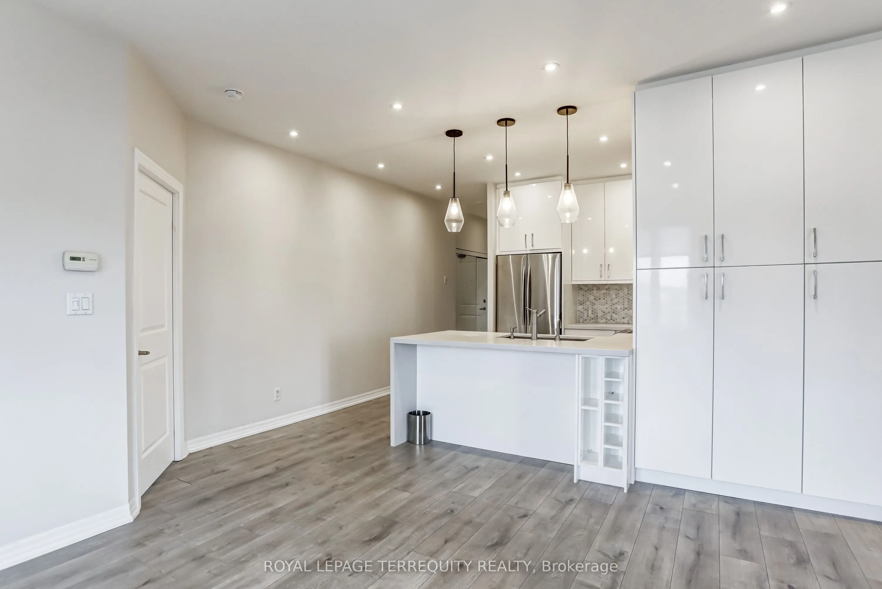 245 Dalesford Road #422