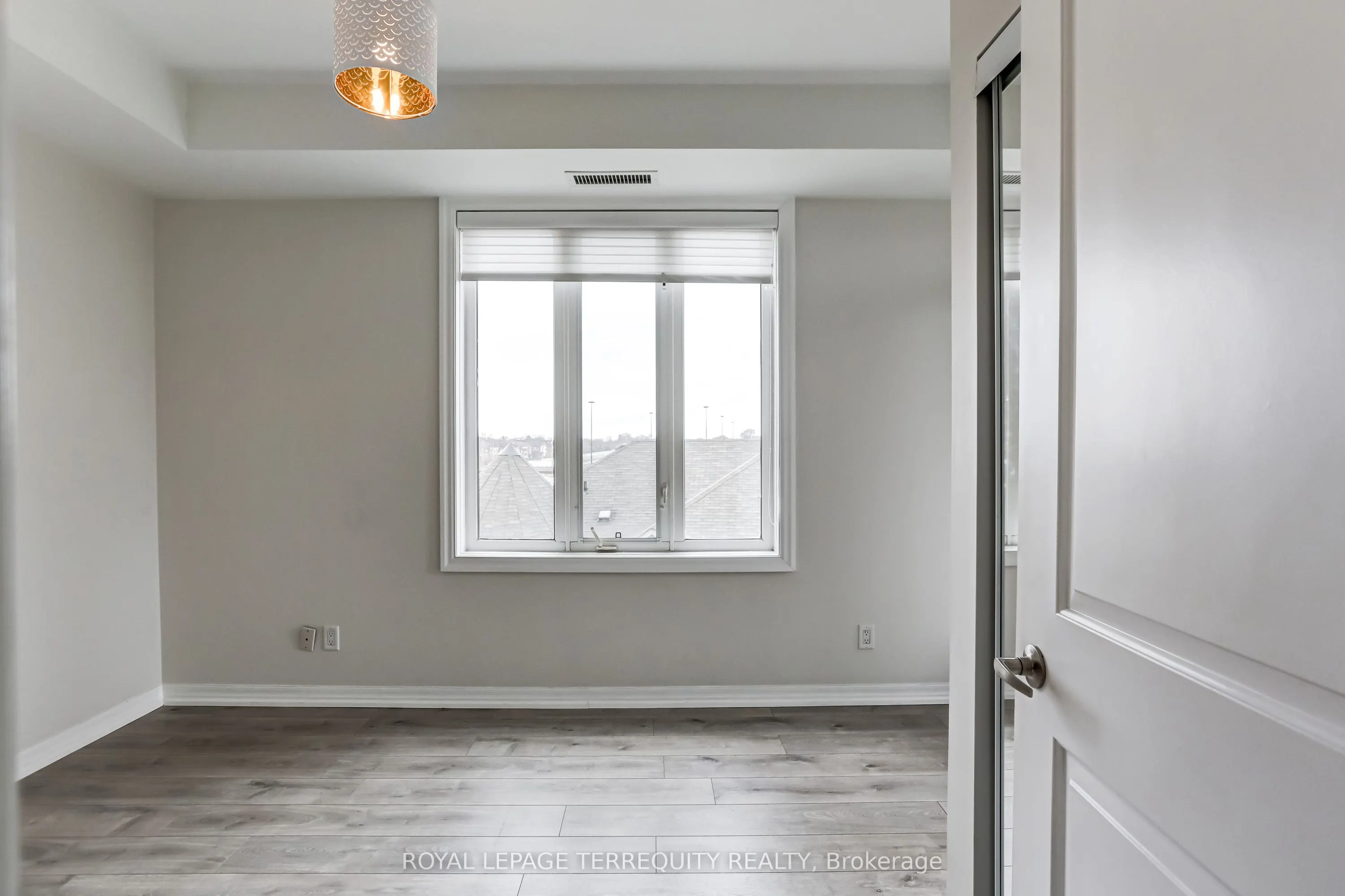 245 Dalesford Road #422