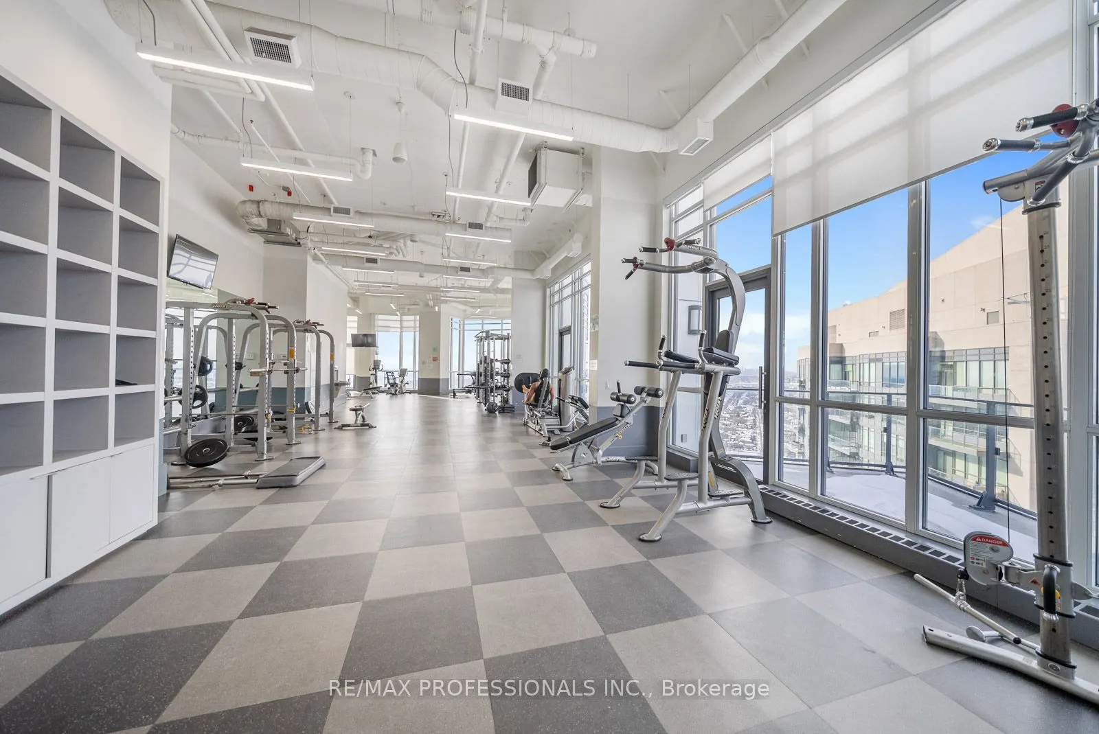 10 Park Lawn Road #1705