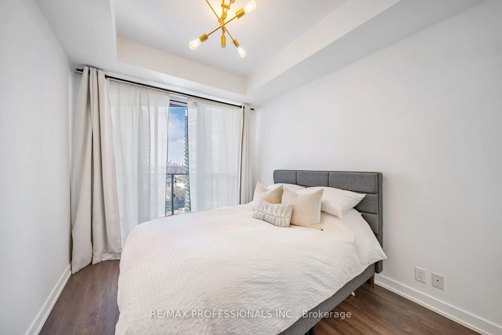 10 Park Lawn Road #1705