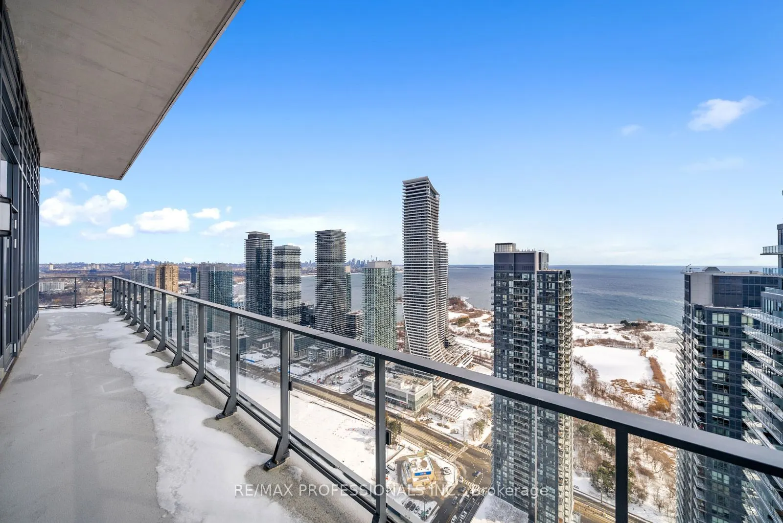 10 Park Lawn Road #1705