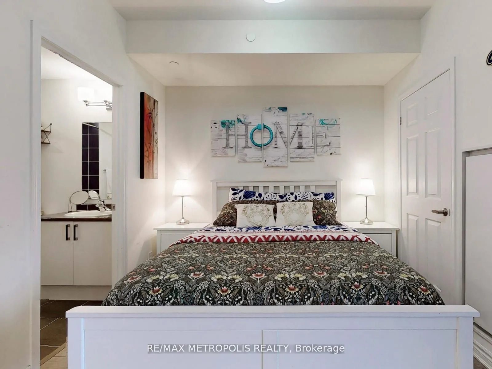200 Lagerfeld Drive #401