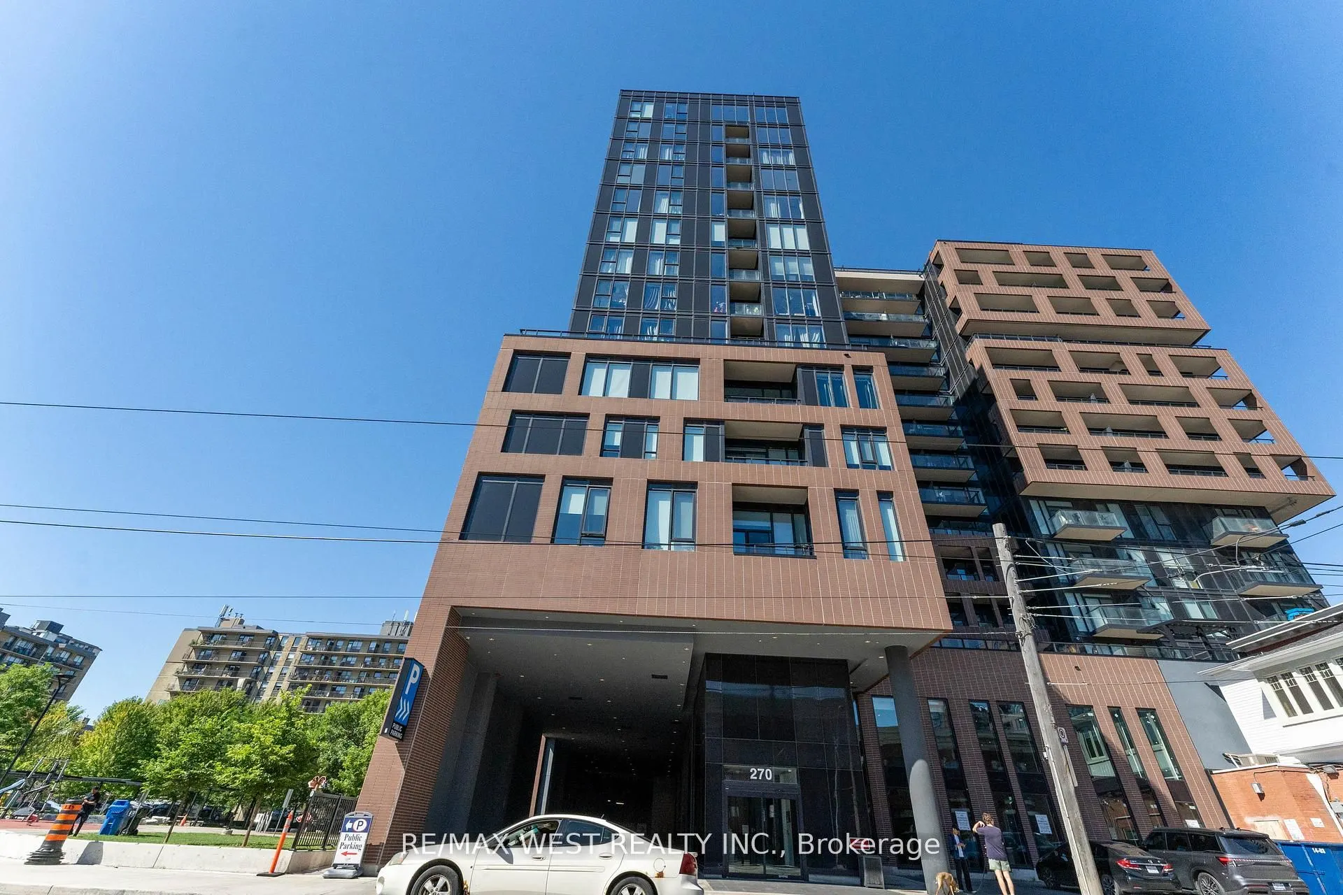 270 Dufferin Street W #1207