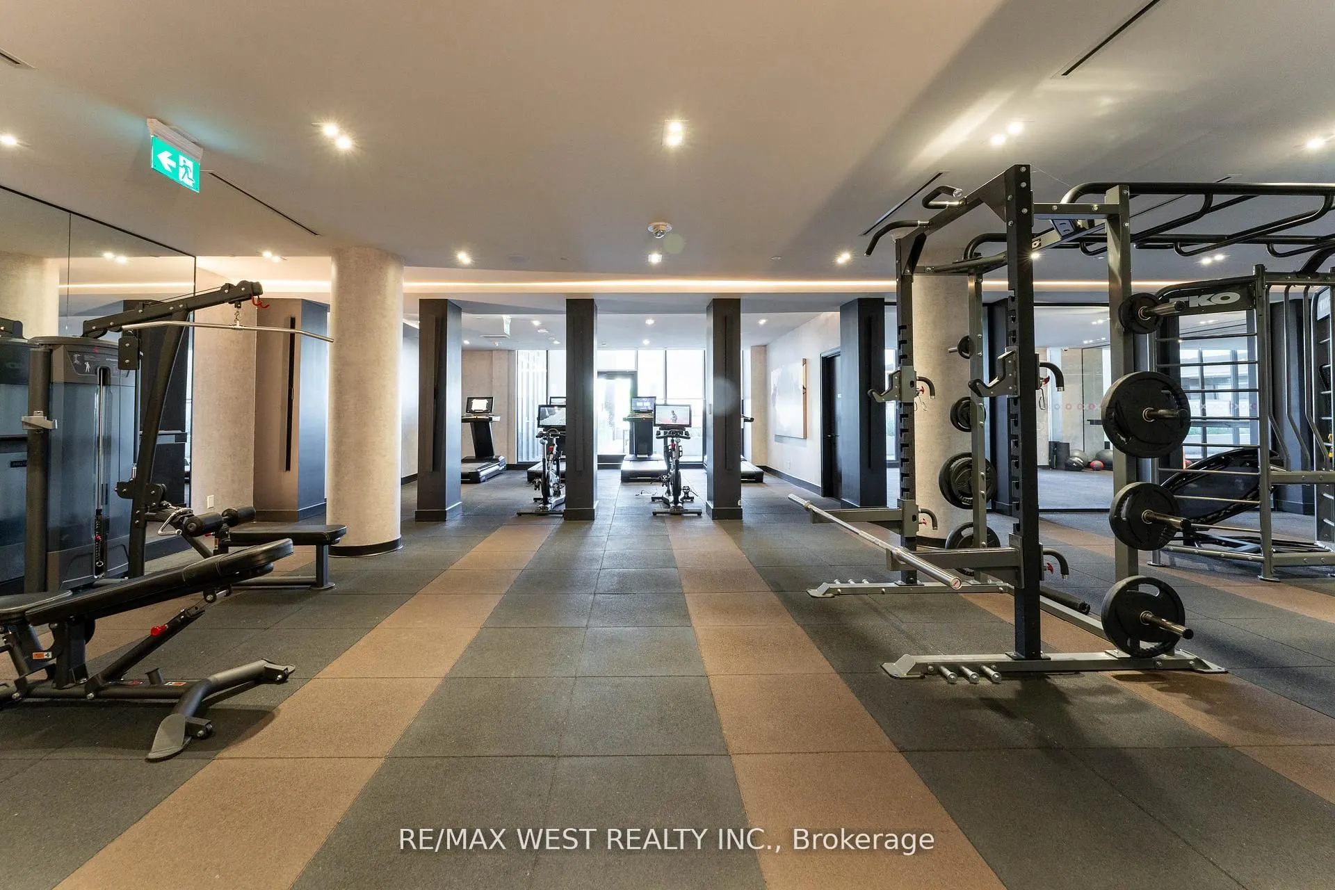 270 Dufferin Street W #1207
