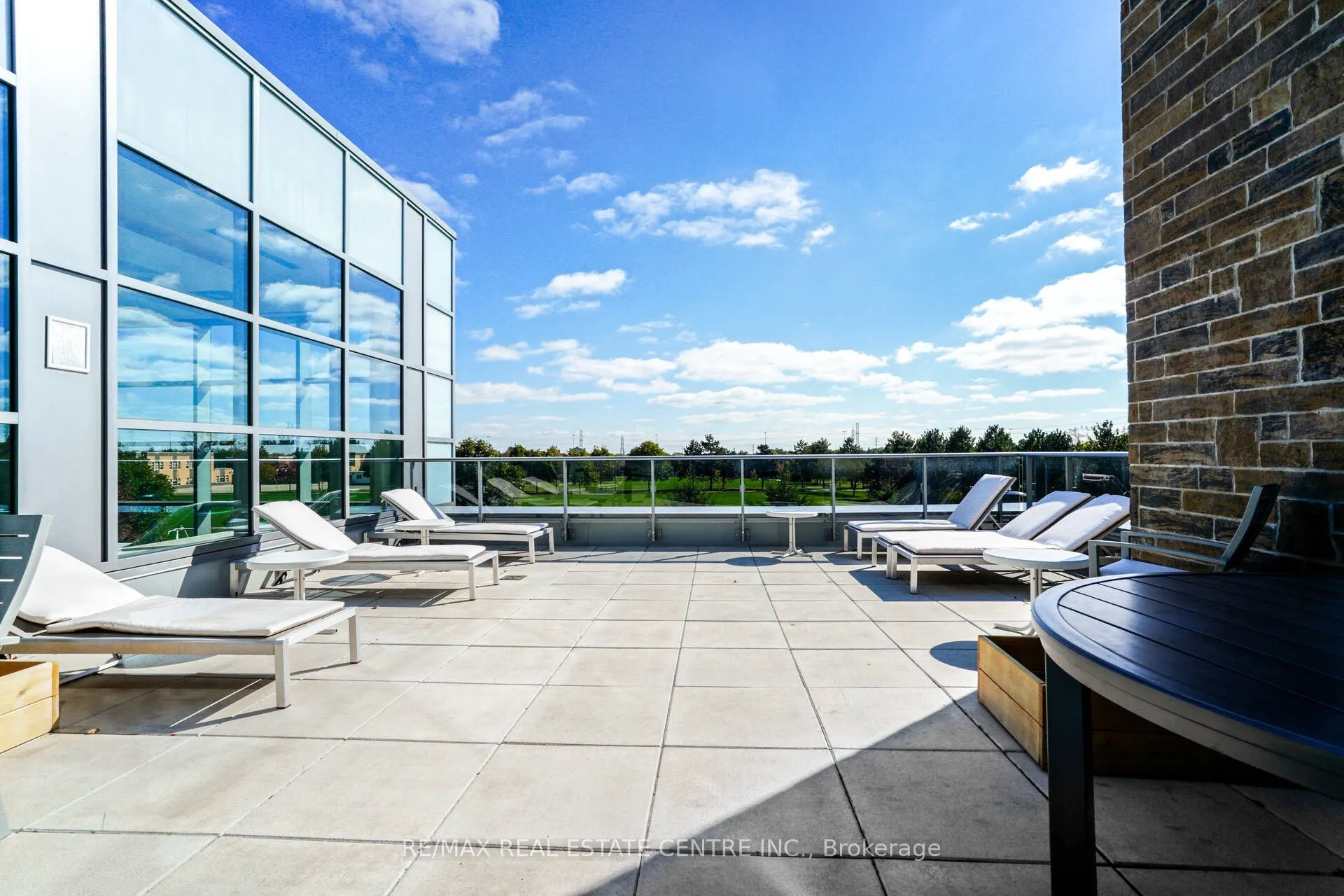 4677 Glen Erin Drive #802